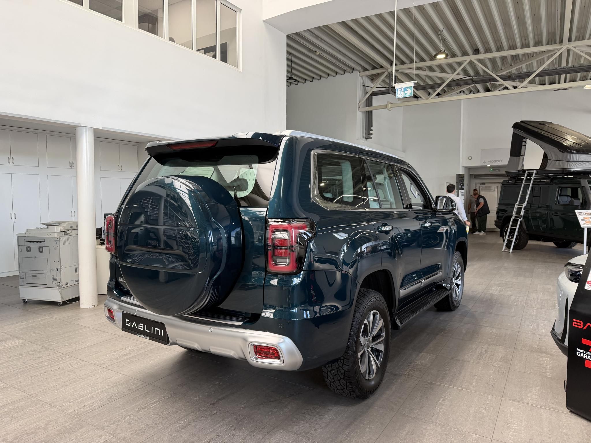 BAIC BJ60 48V mild hybrid Flagship 7 üléses BEVEZETŐ ÁRON - 5. kép