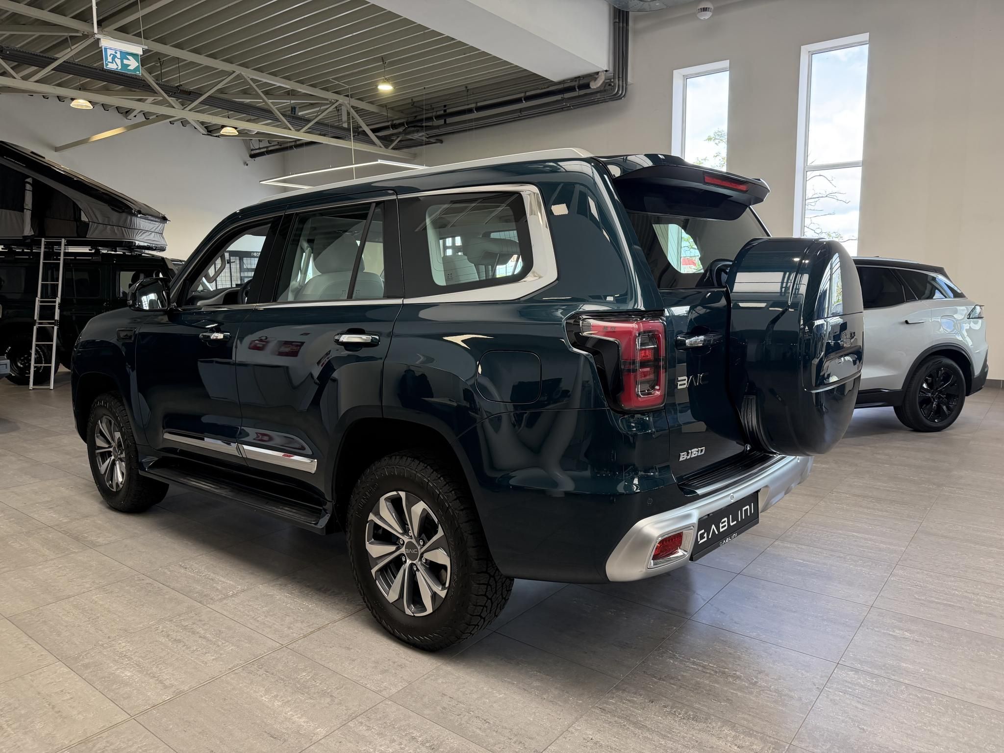 BAIC BJ60 48V mild hybrid Flagship 7 üléses BEVEZETŐ ÁRON - 6. kép