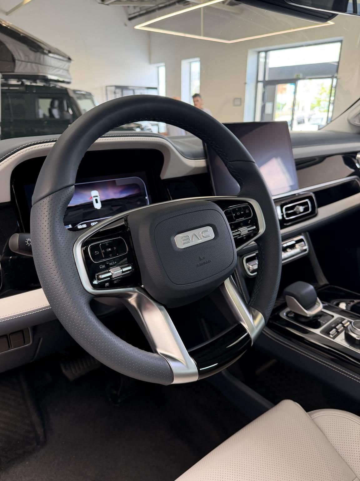 BAIC BJ60 48V mild hybrid Flagship 7 üléses BEVEZETŐ ÁRON - 9. kép