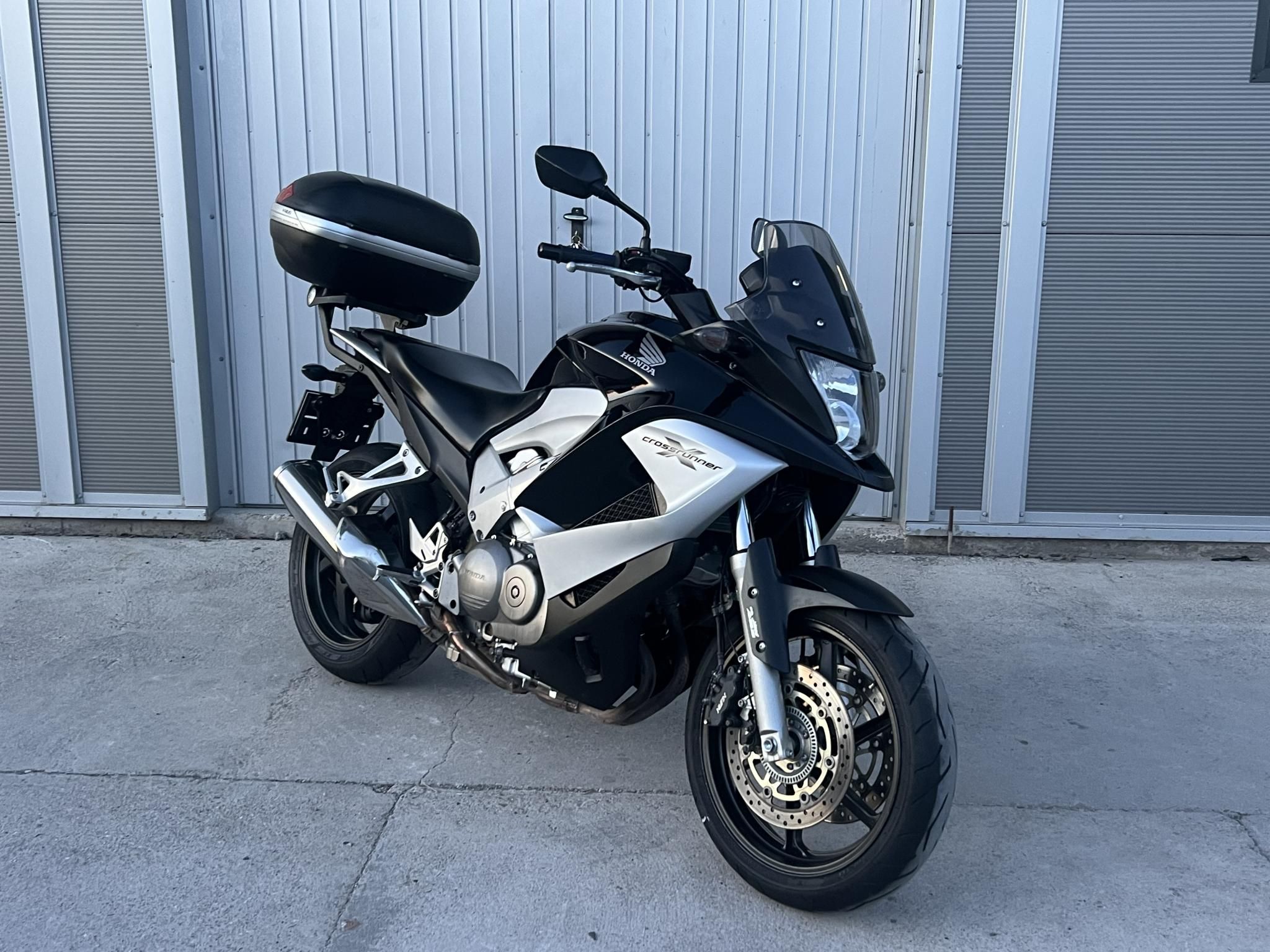 HONDA VFR 800 X Crossrunner