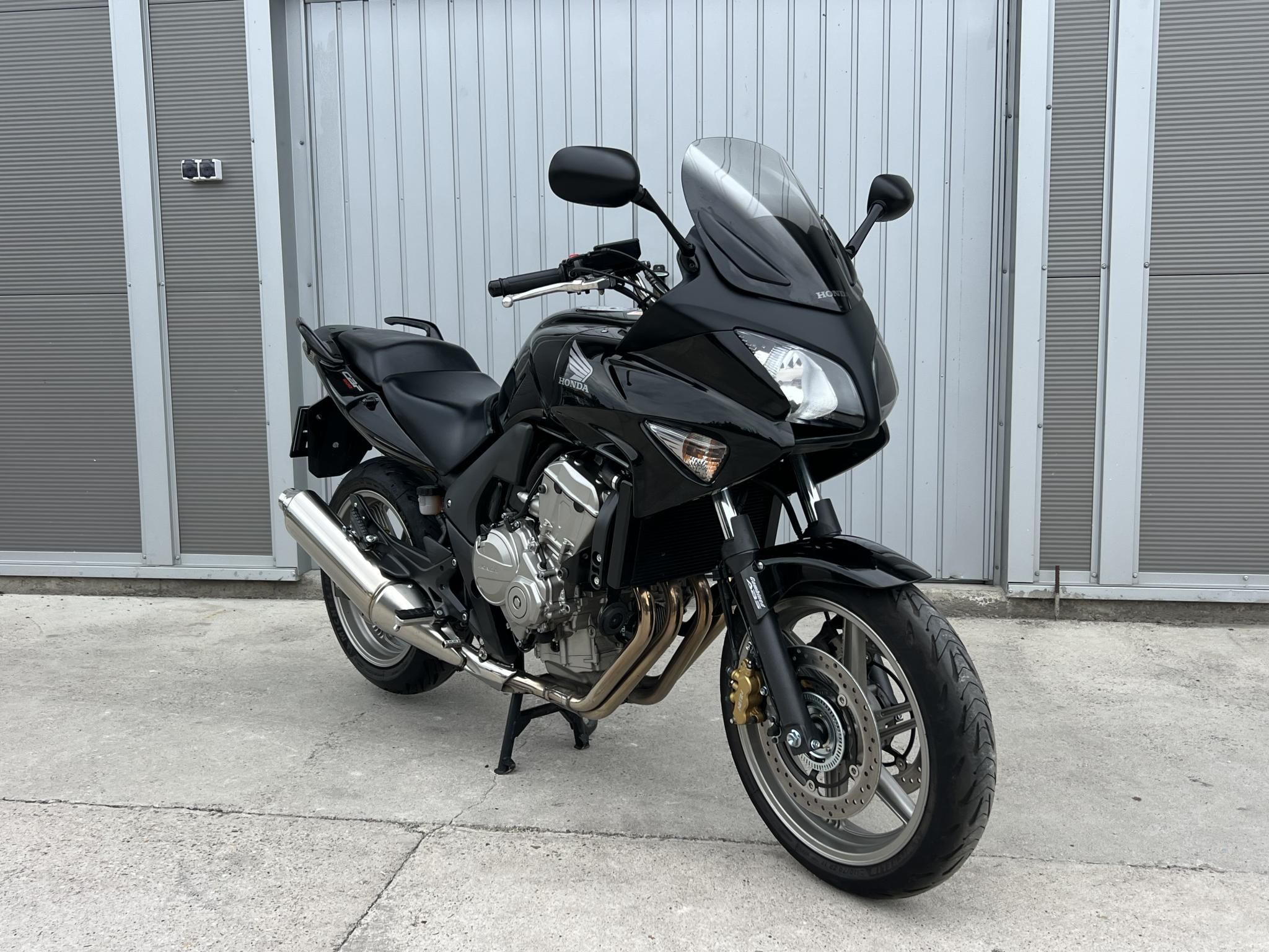 HONDA CBF 600 ABS-es