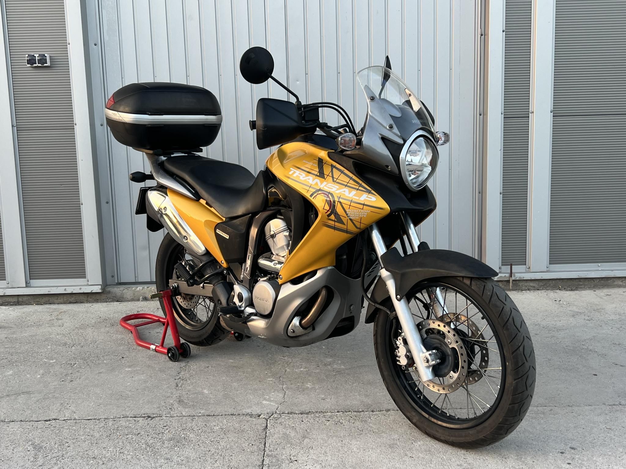 HONDA XL 700 V