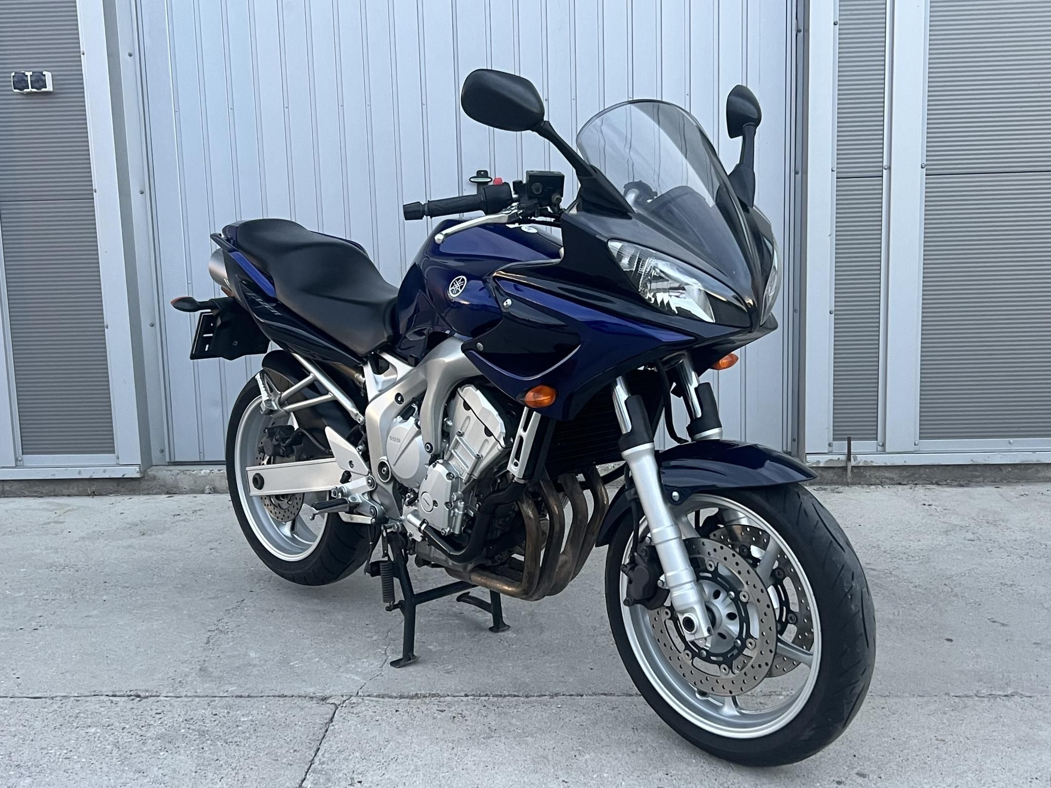 YAMAHA FZ6-S (FAZER)