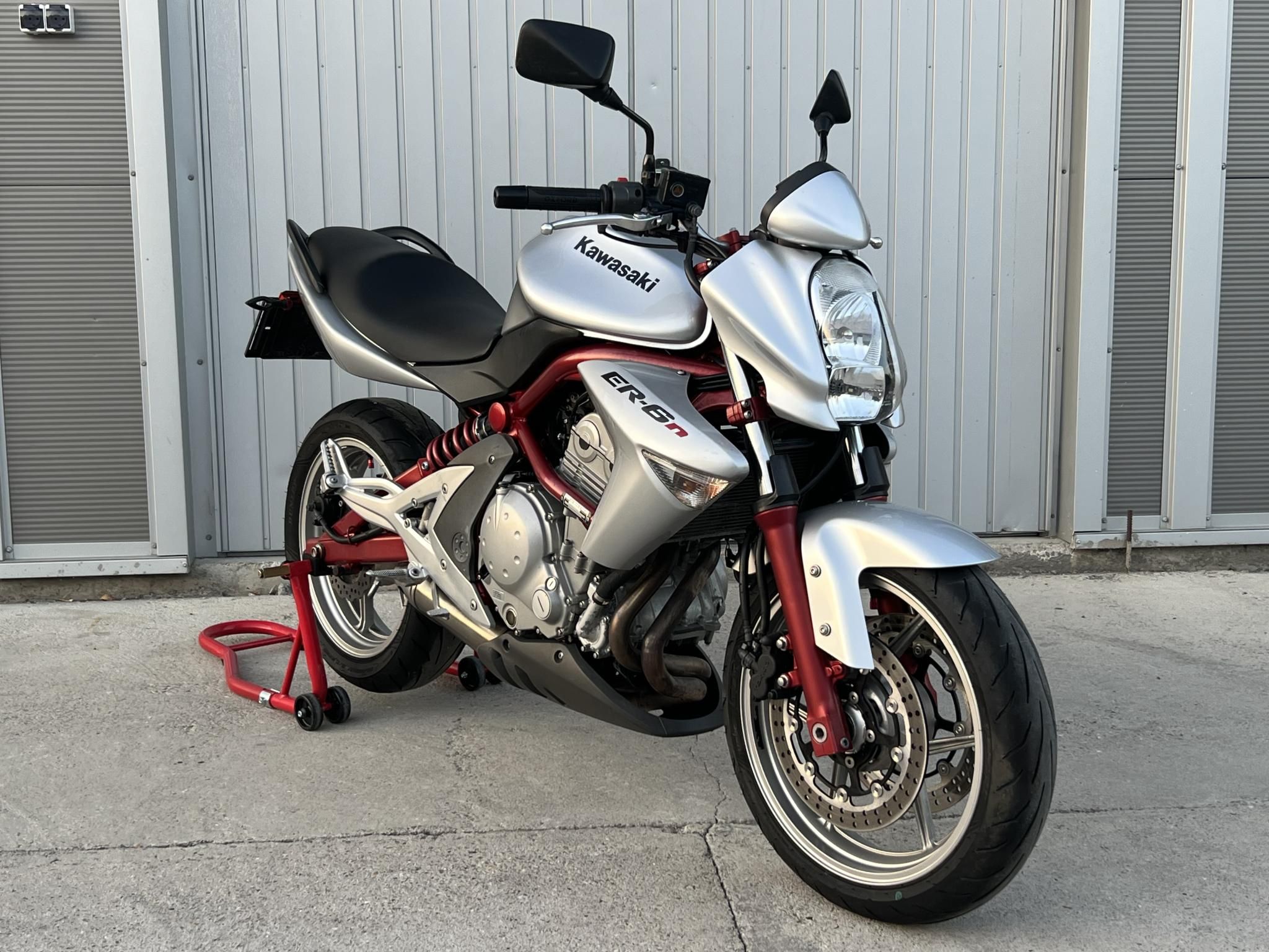KAWASAKI ER-6N
