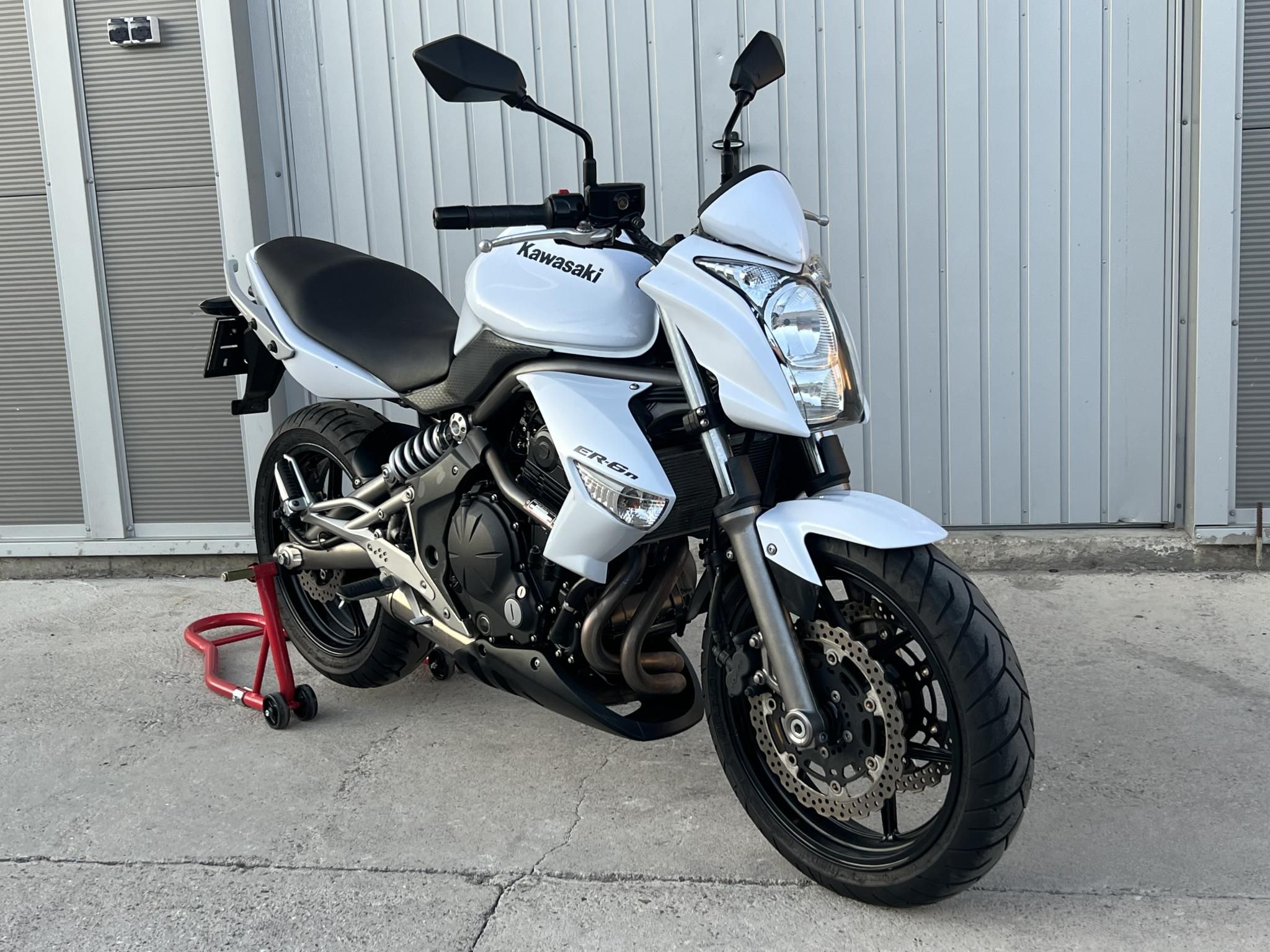 KAWASAKI ER-6N