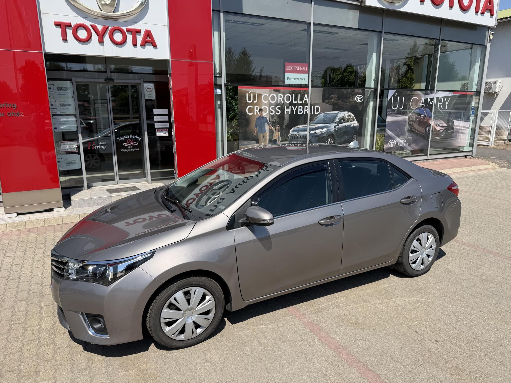 TOYOTA COROLLA Sedan 1.33 Active Sedan