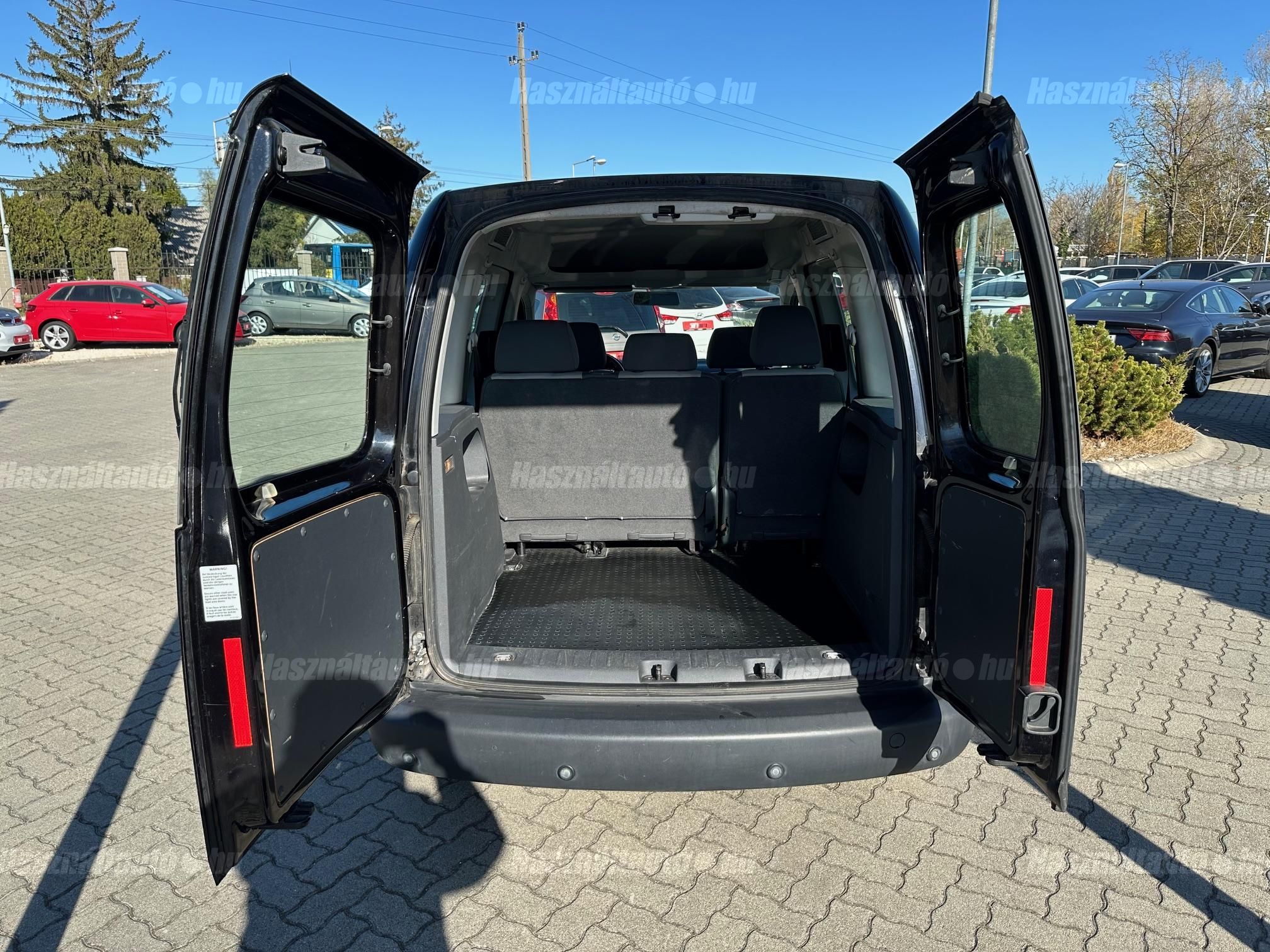 VOLKSWAGEN CADDY 1.6 CR TDI Life Comfortline DSG Automata.3év Garancia.Digitklíma.Navi.Pdc.Friss