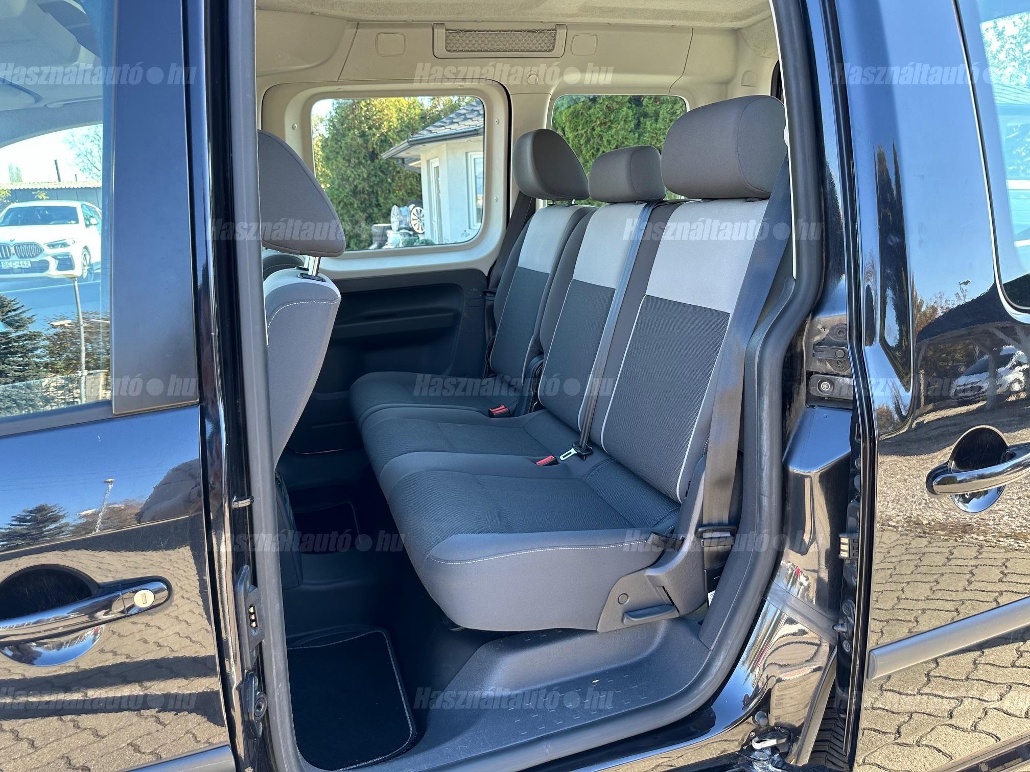 VOLKSWAGEN CADDY 1.6 CR TDI Life Comfortline DSG Automata.3év Garancia.Digitklíma.Navi.Pdc.Friss