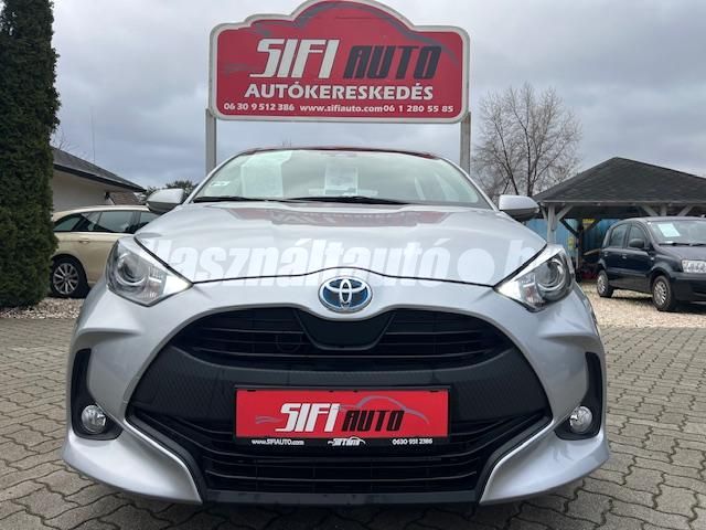 TOYOTA YARIS 1.5 Hybrid Selection Style VIP e-CVT