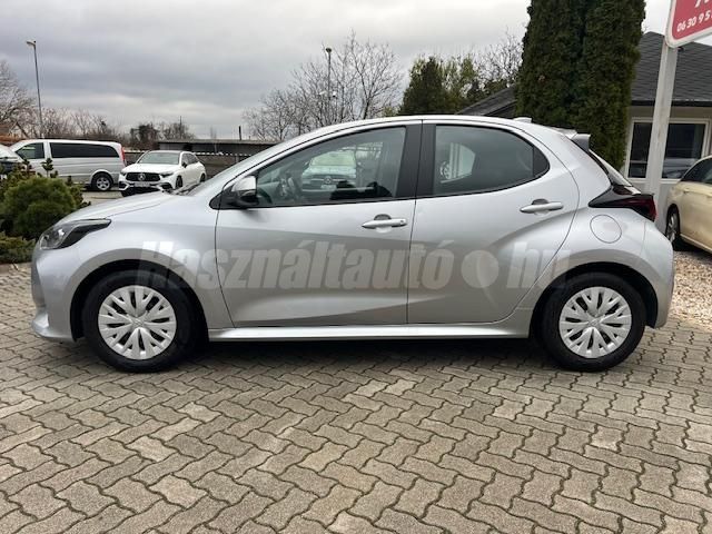 TOYOTA YARIS 1.5 Hybrid Selection Style VIP e-CVT
