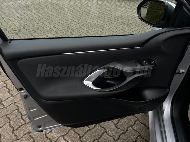TOYOTA YARIS 1.5 Hybrid Selection Style VIP e-CVT