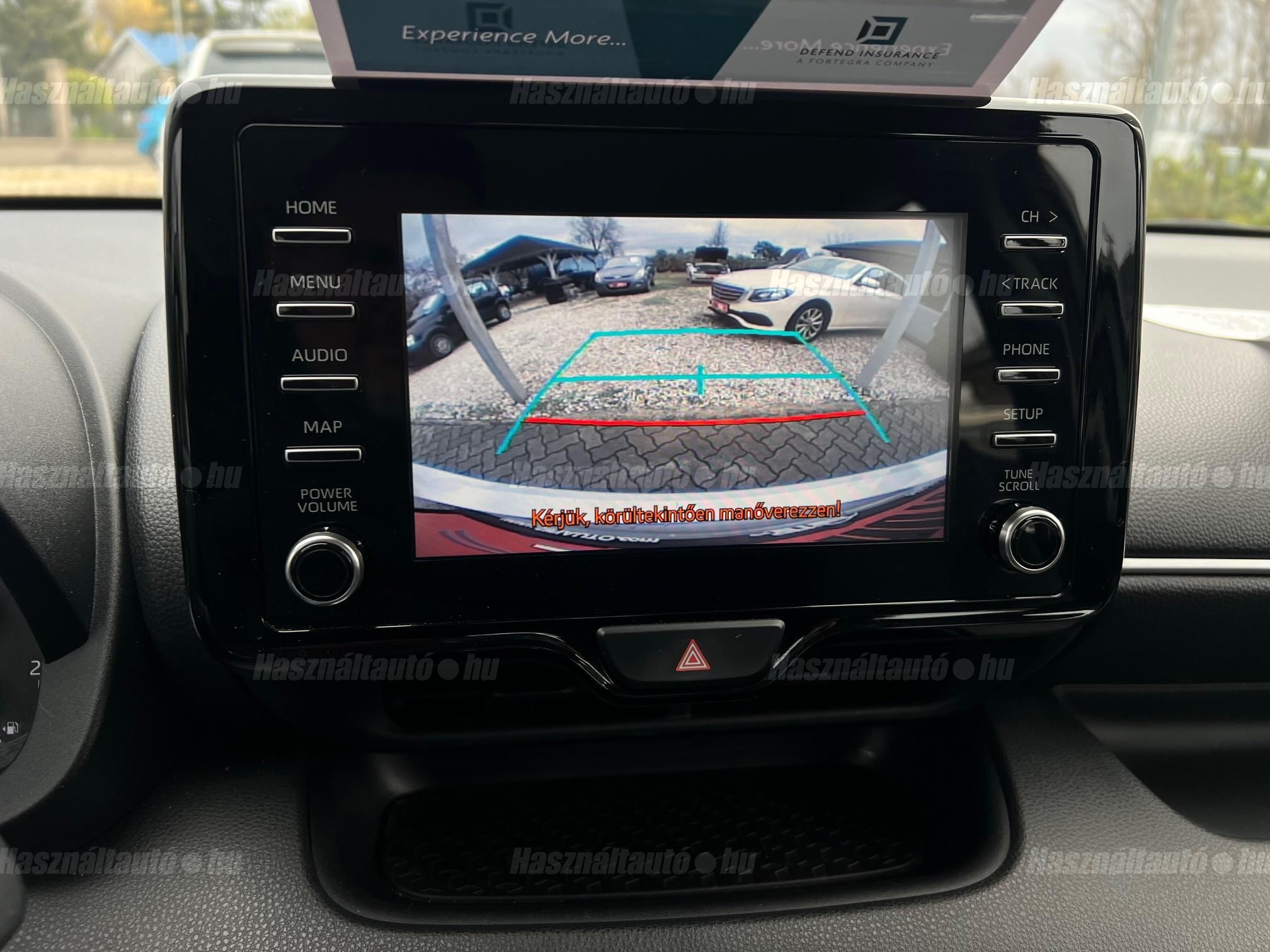 TOYOTA YARIS 1.5 Hybrid Selection Style VIP e-CVT