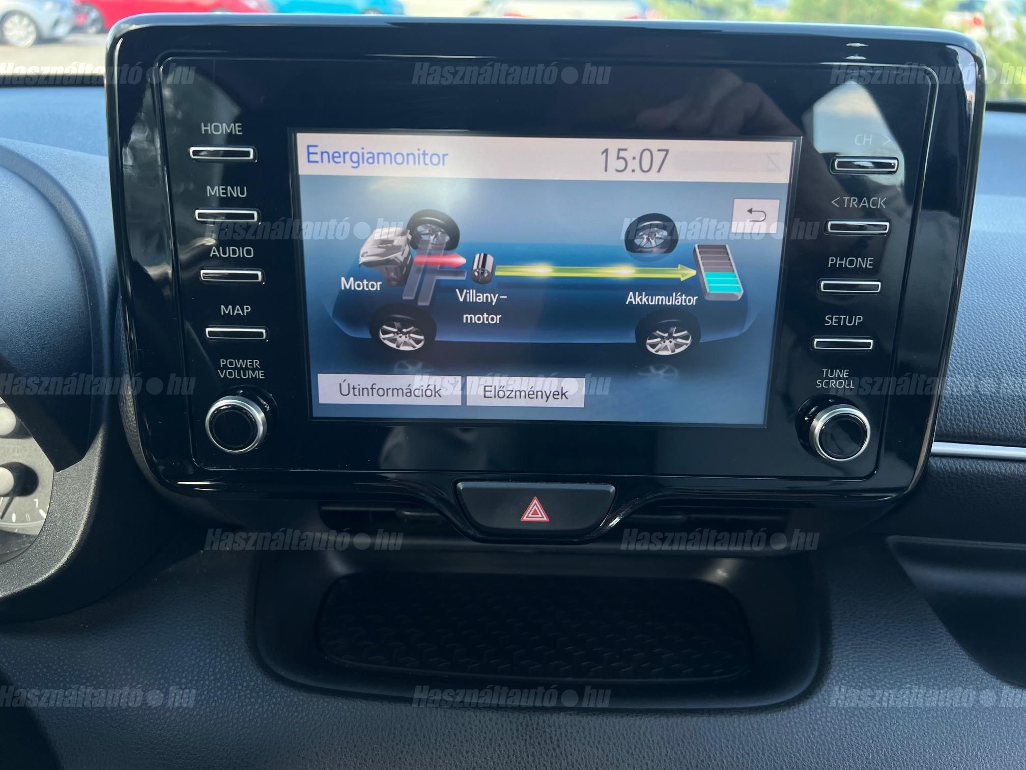 TOYOTA YARIS 1.5 Hybrid Selection Style VIP e-CVT