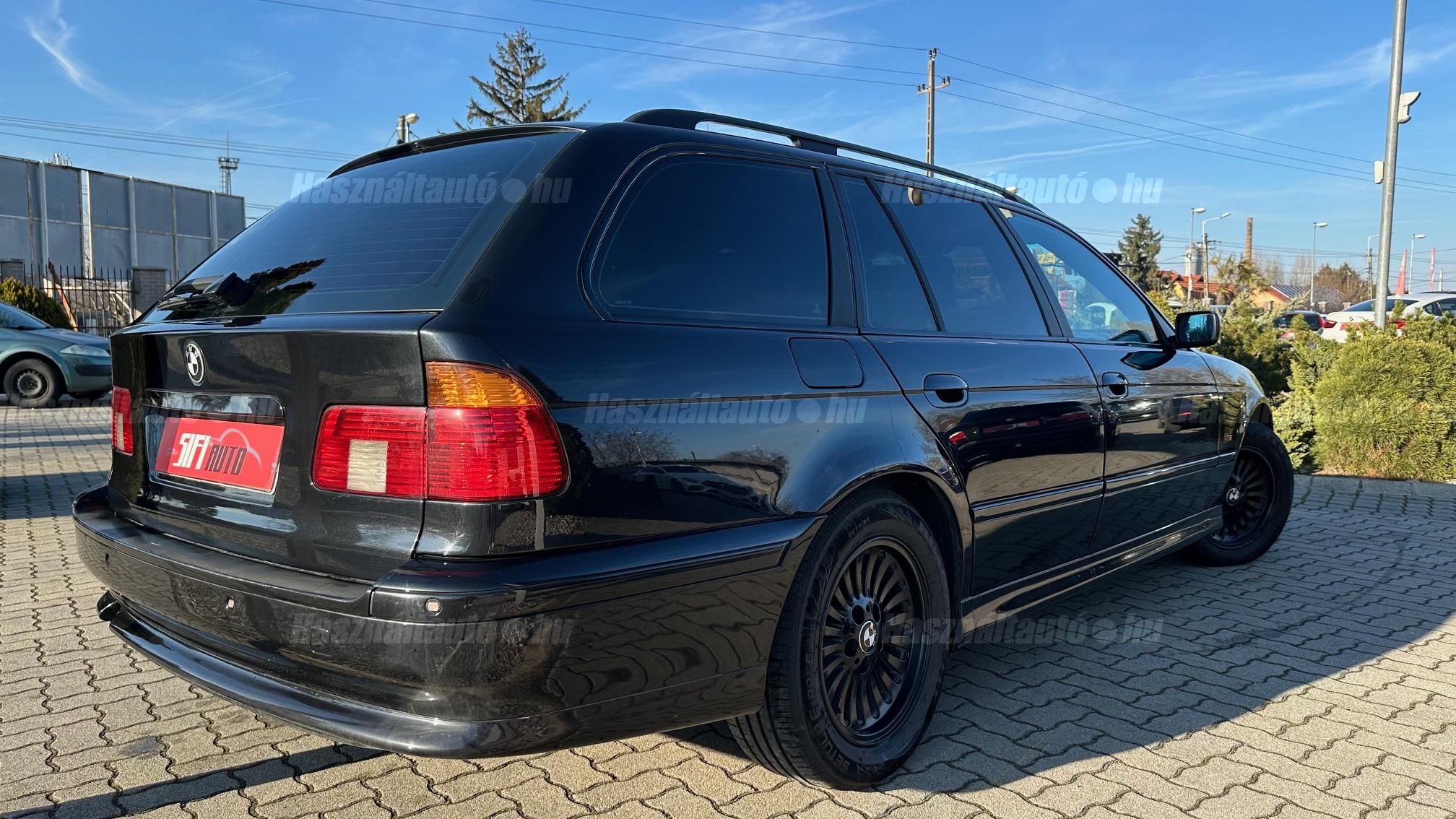 BMW 5-ÖS SOROZAT 525d Touring (Automata)