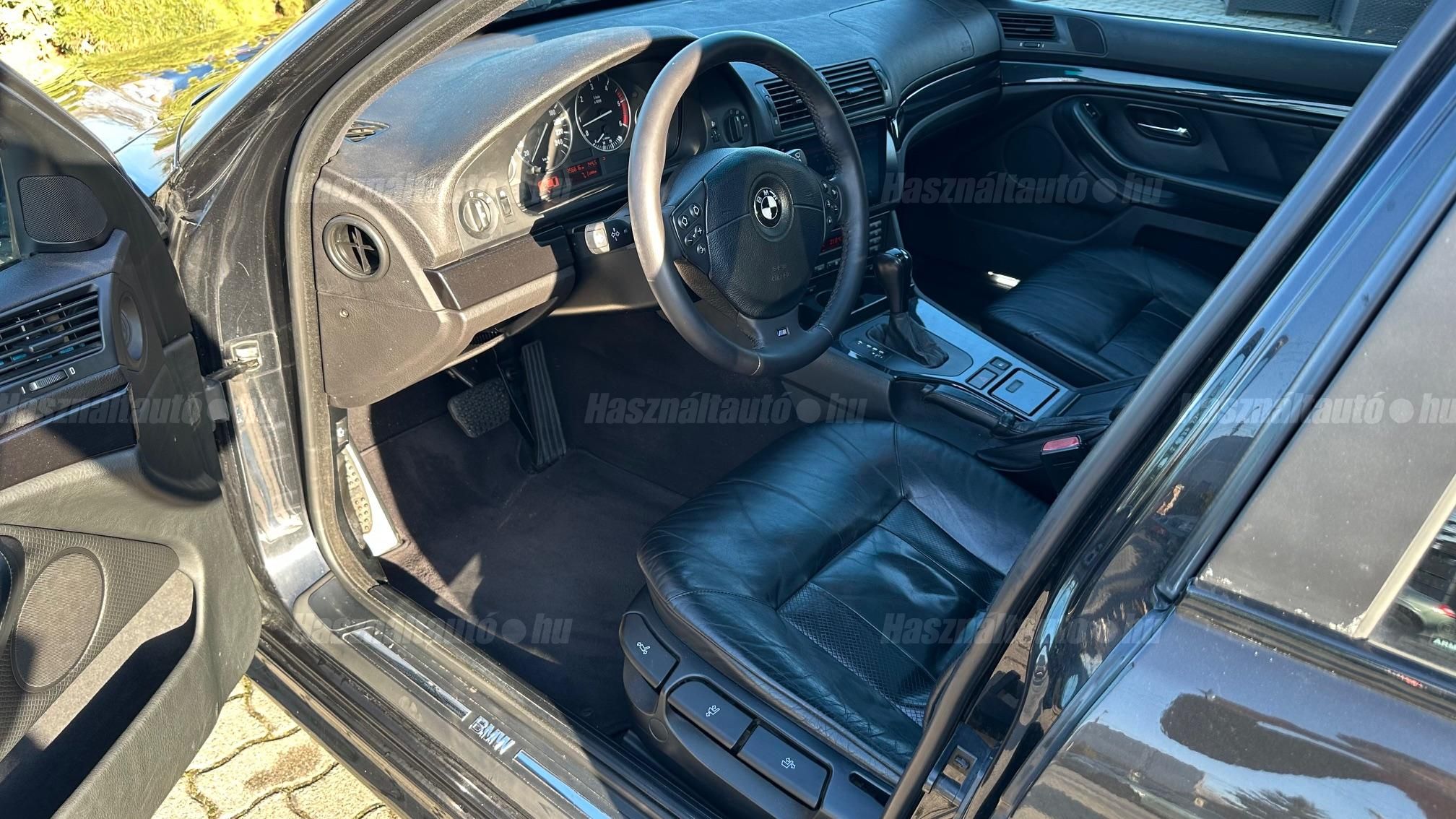BMW 5-ÖS SOROZAT 525d Touring (Automata)