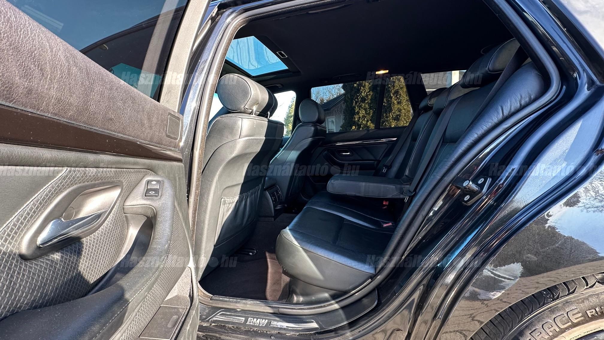 BMW 5-ÖS SOROZAT 525d Touring (Automata)