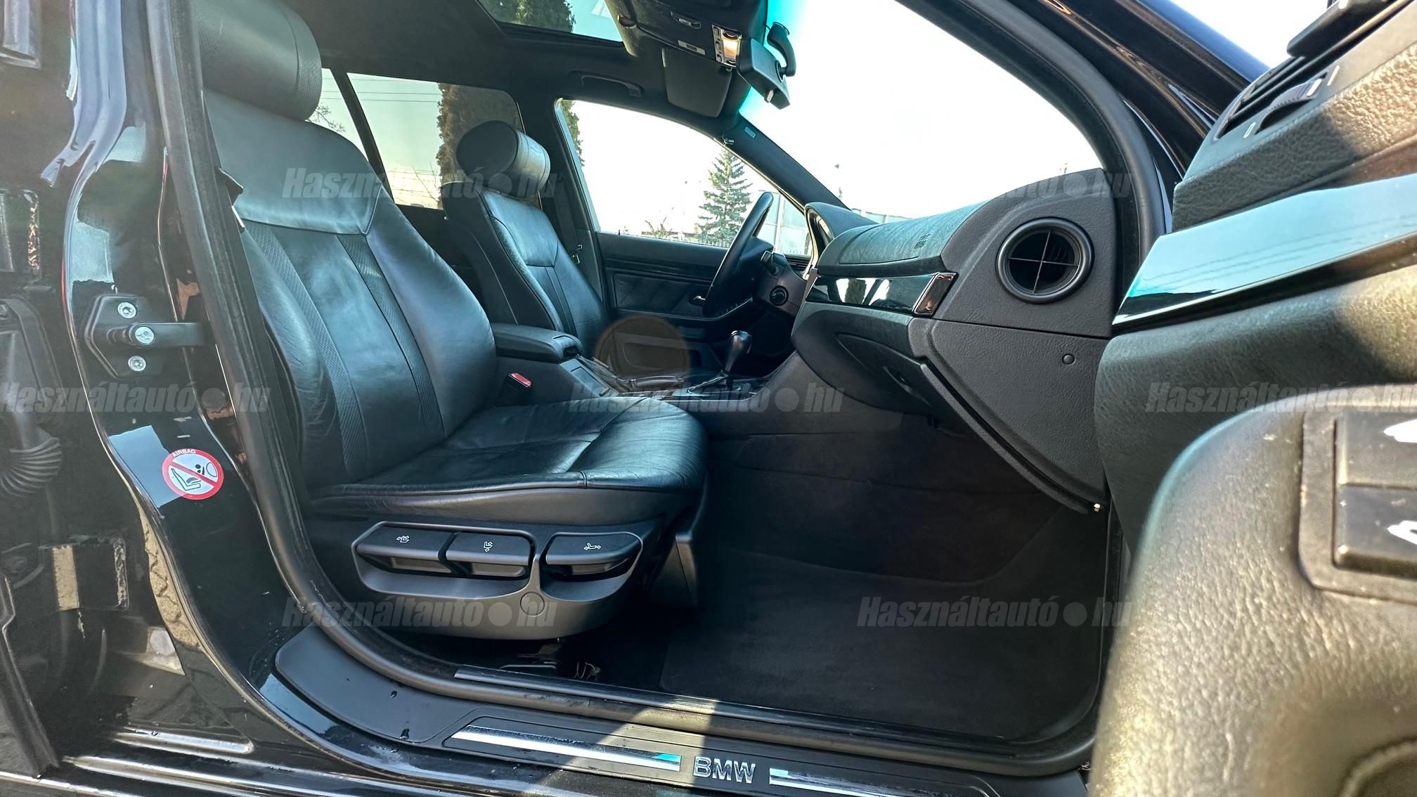 BMW 5-ÖS SOROZAT 525d Touring (Automata)