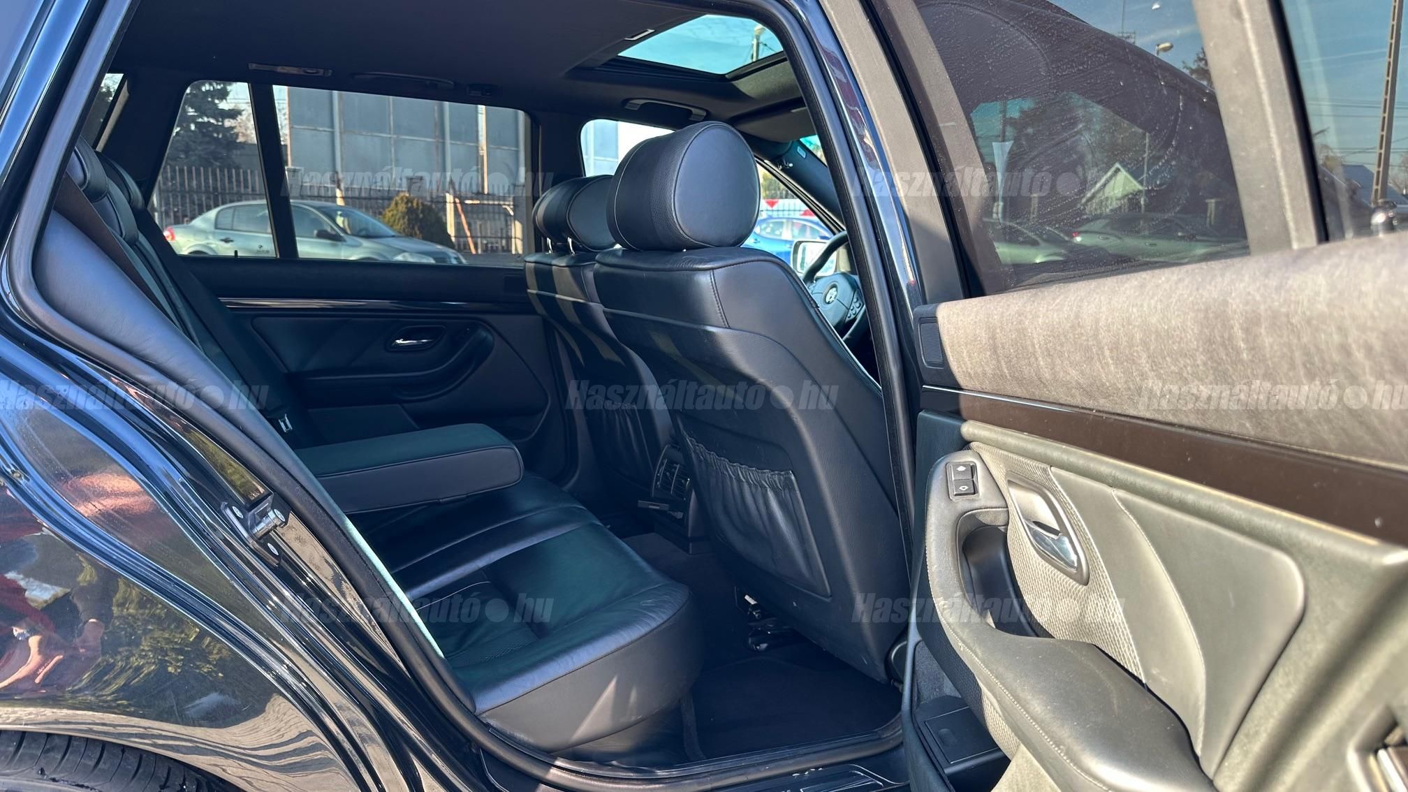 BMW 5-ÖS SOROZAT 525d Touring (Automata)