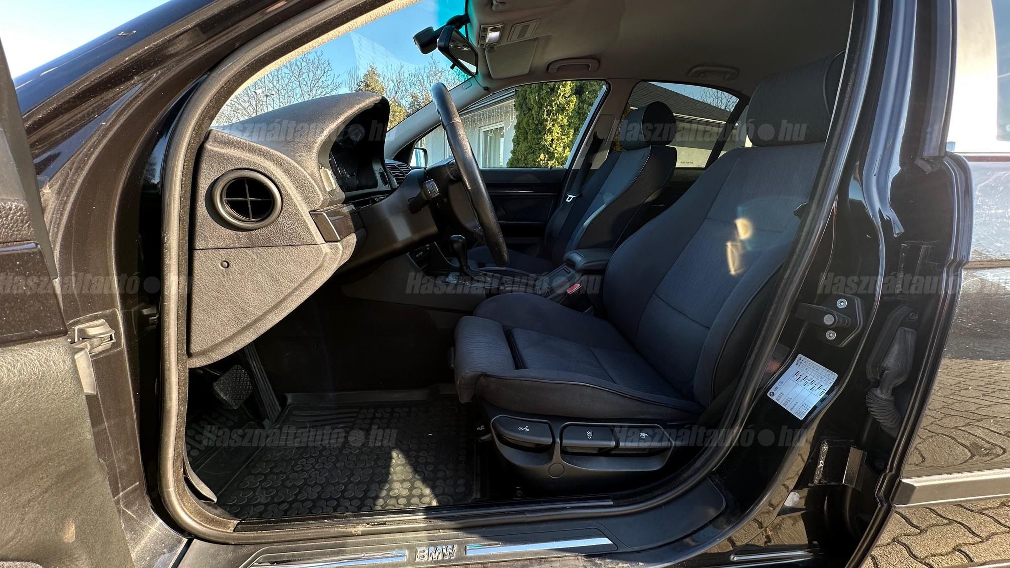 BMW 528i (Automata)