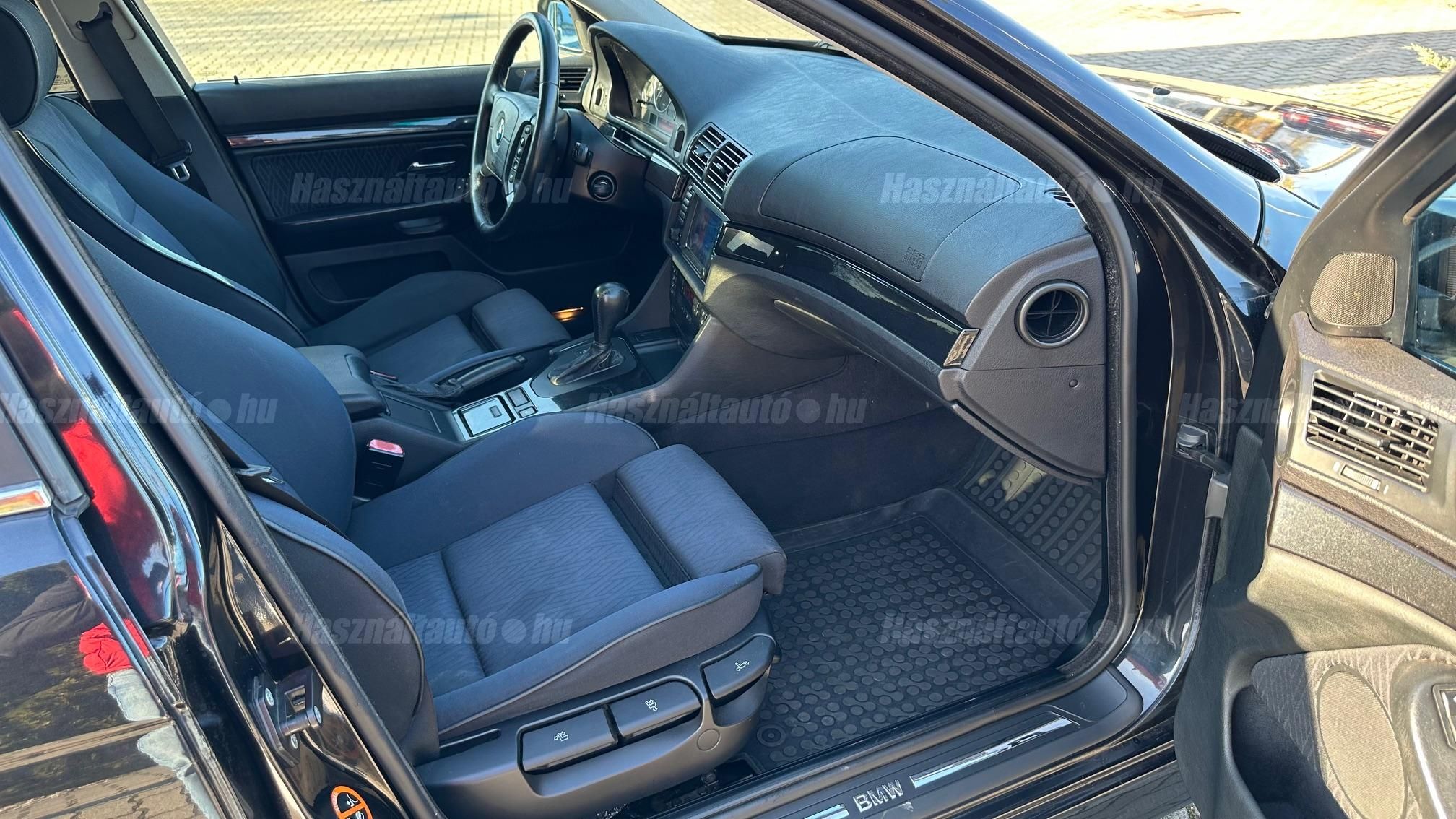 BMW 528i (Automata)