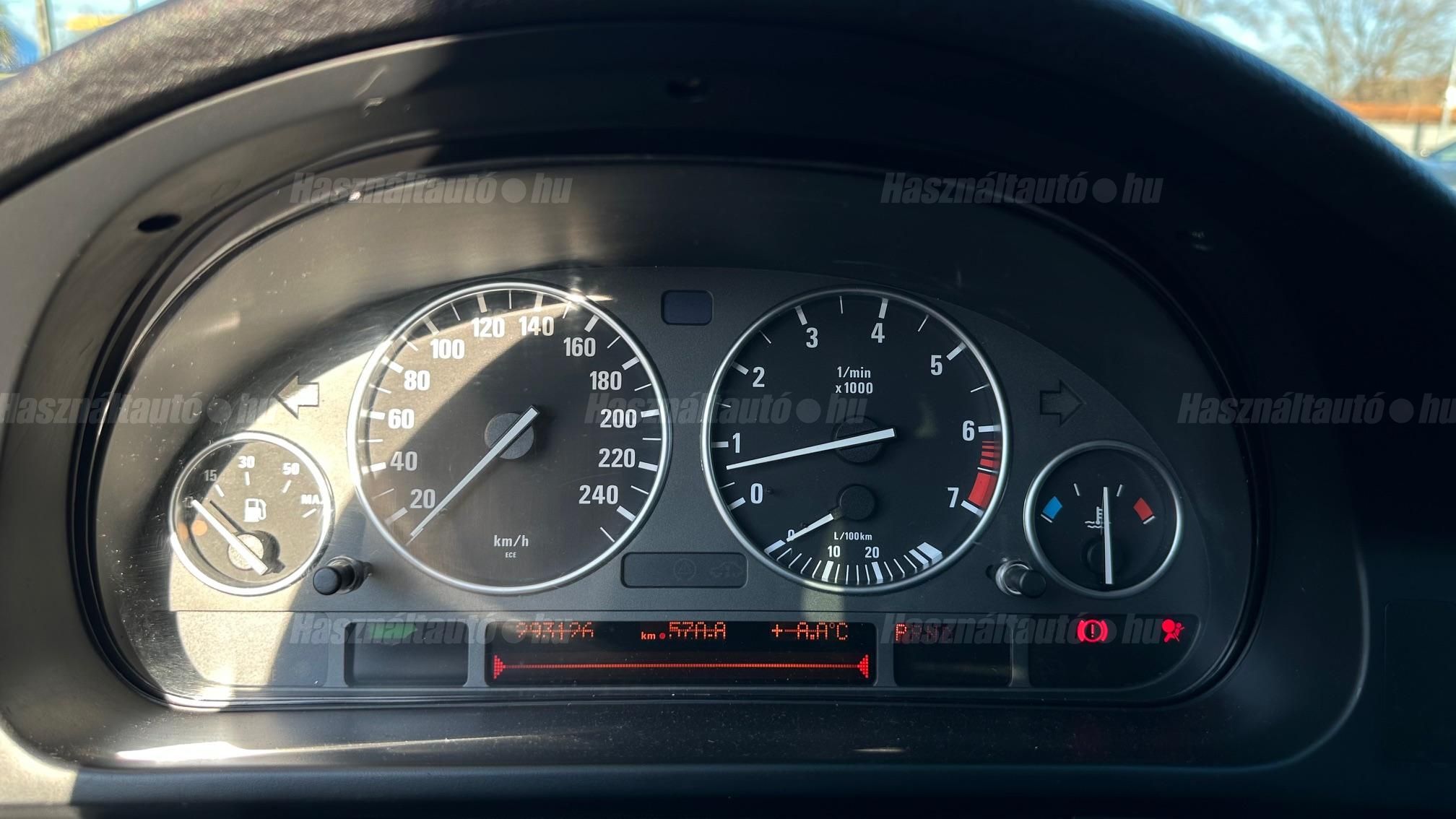 BMW 528i (Automata)