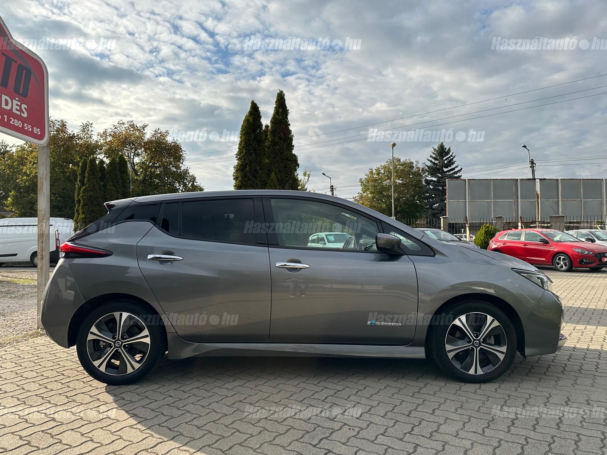 NISSAN LEAF Tekna 40kWh (Automata)