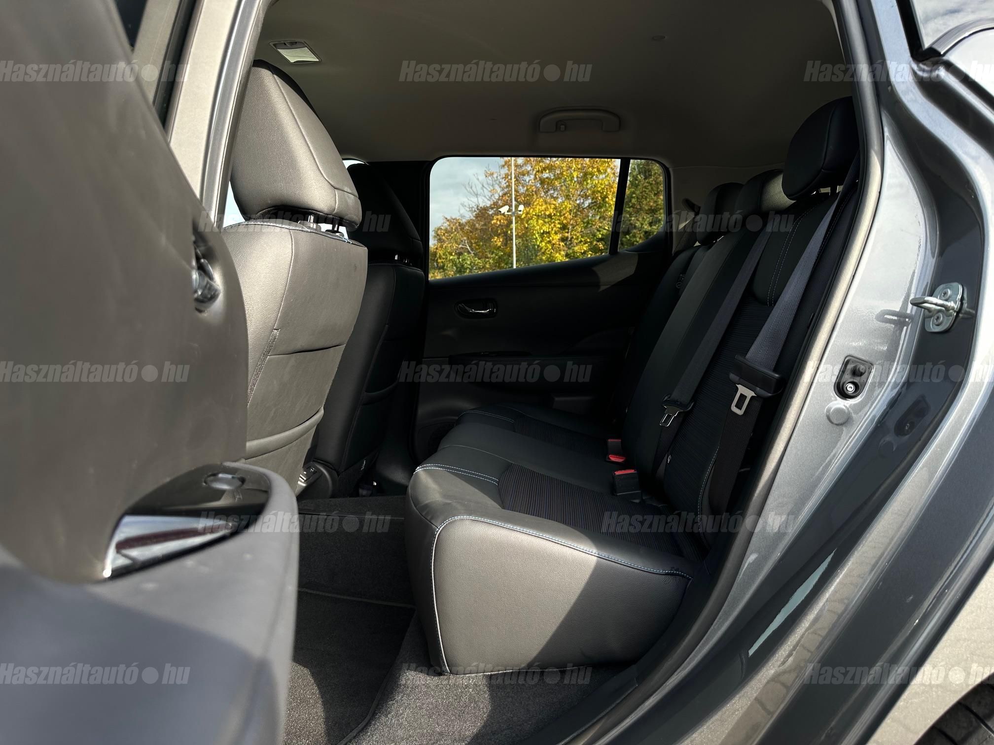 NISSAN LEAF Tekna 40kWh (Automata)