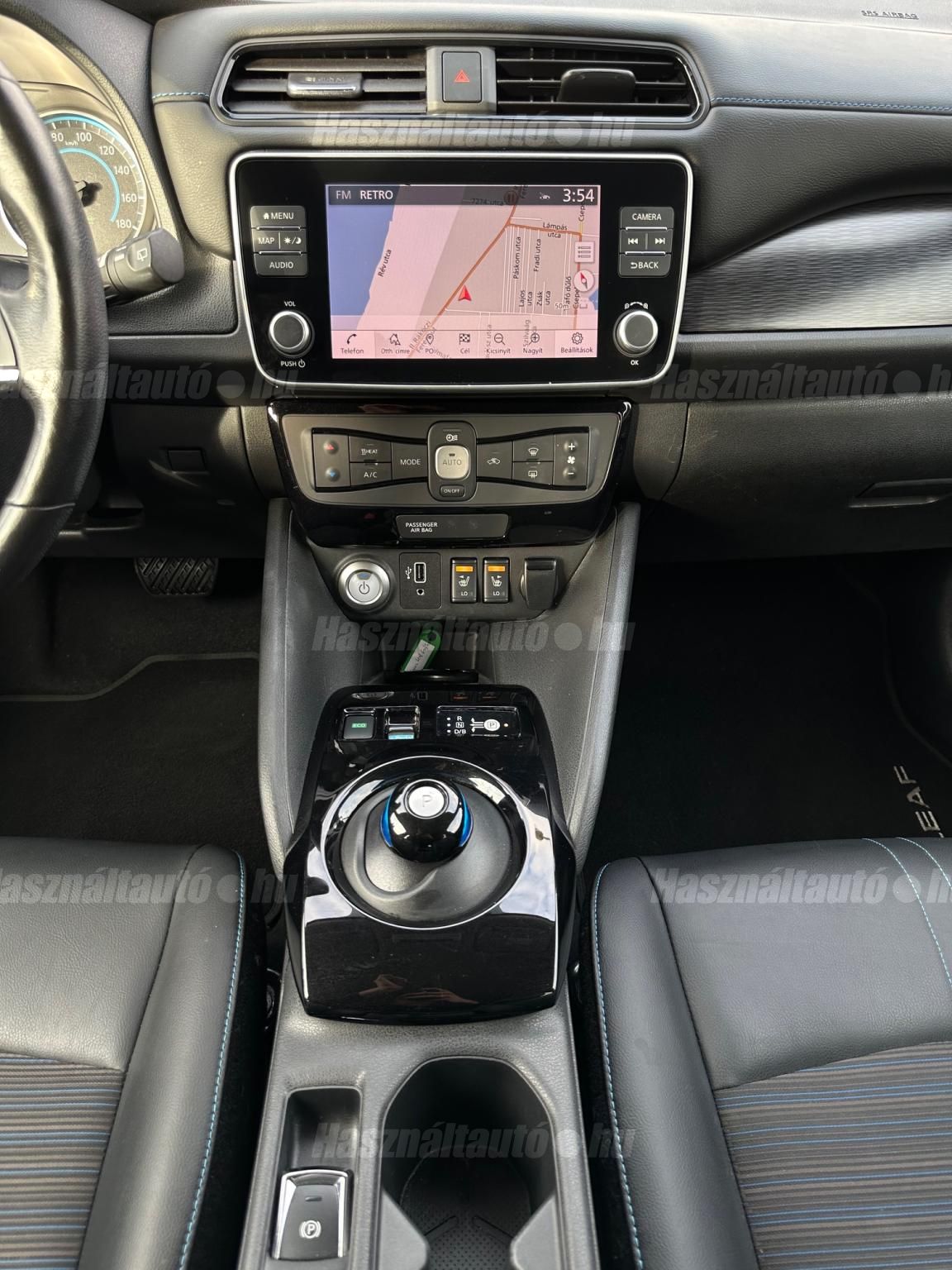 NISSAN LEAF Tekna 40kWh (Automata)