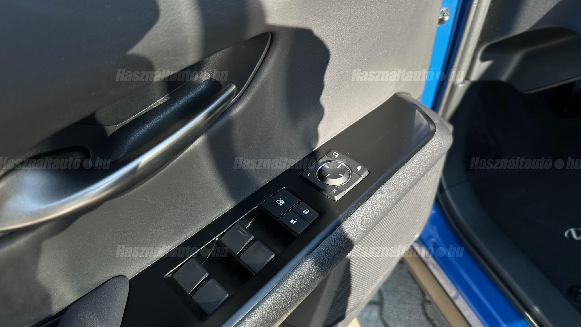 LEXUS UX 300e Luxury