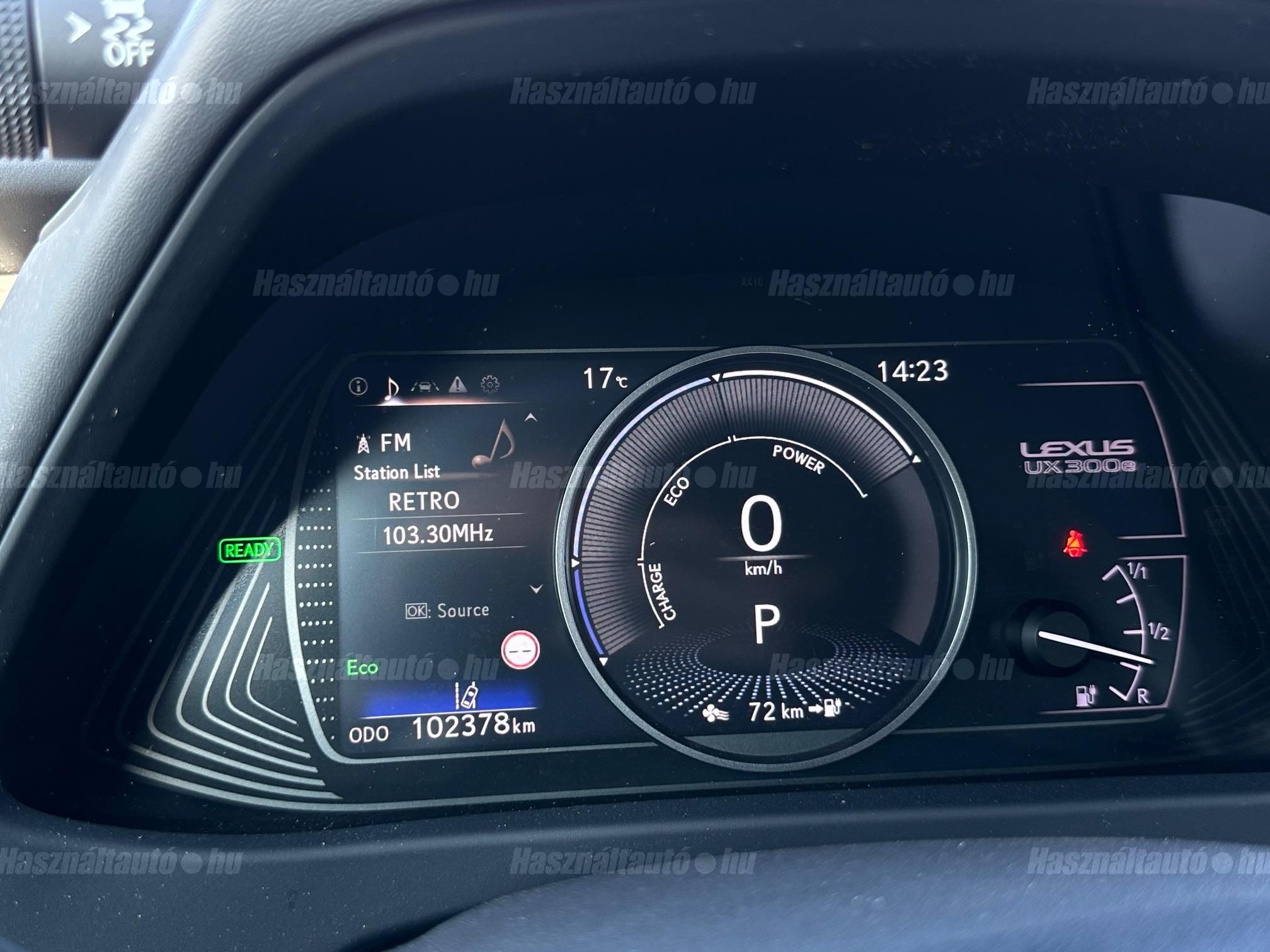 LEXUS UX 300e Luxury