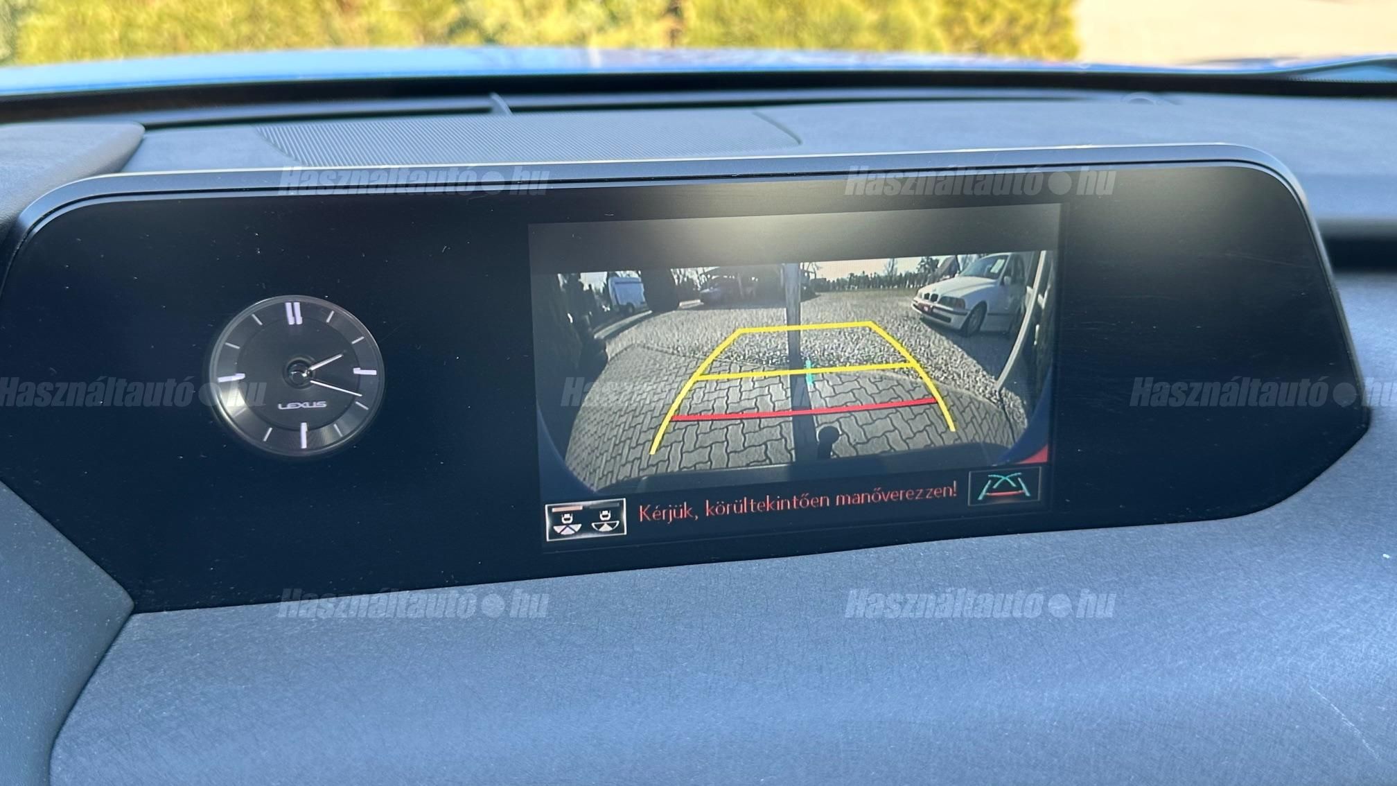 LEXUS UX 300e Luxury