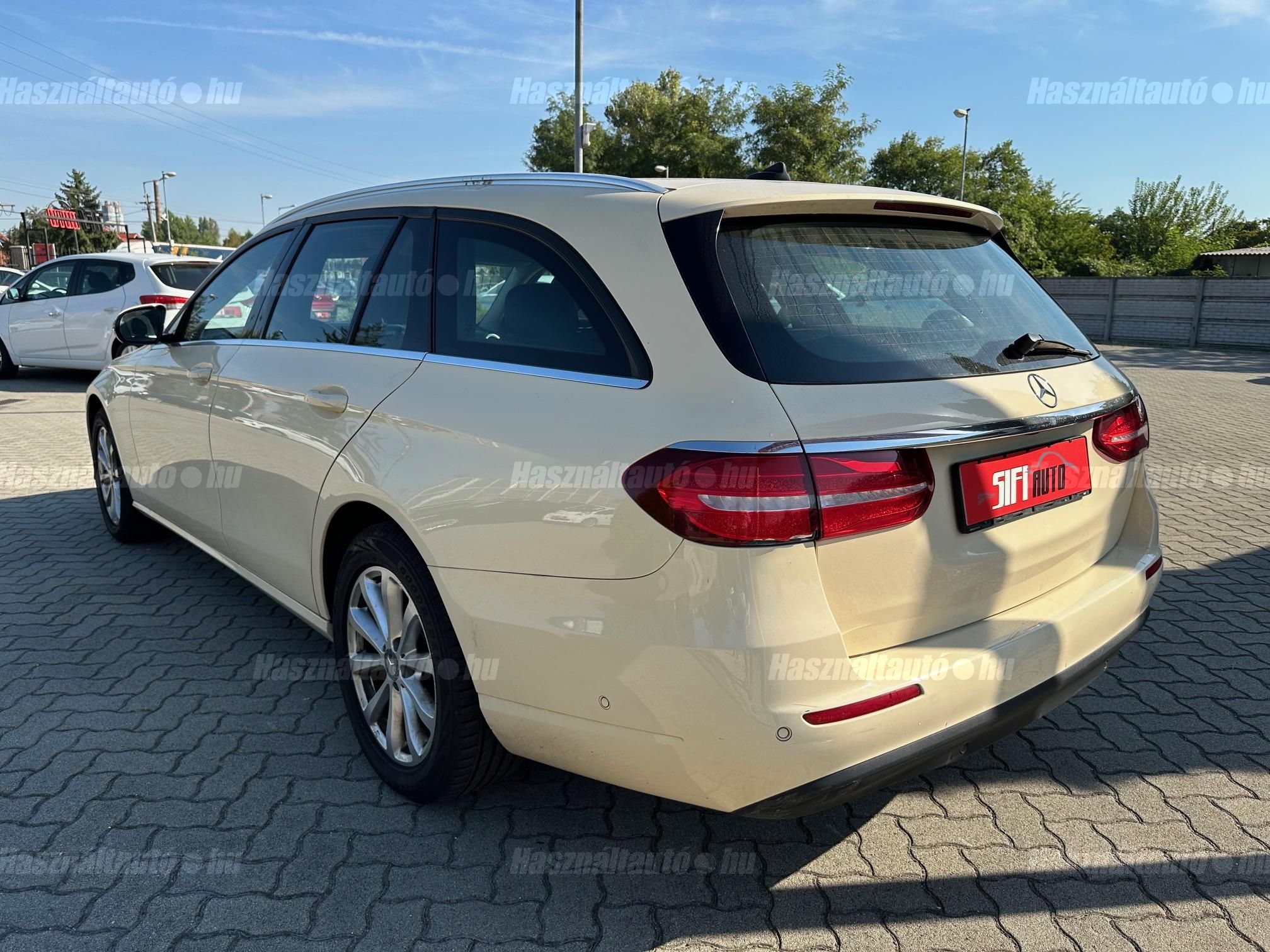 MERCEDES-BENZ E 220 BlueTEC 4Matic T Elegance (Automata)