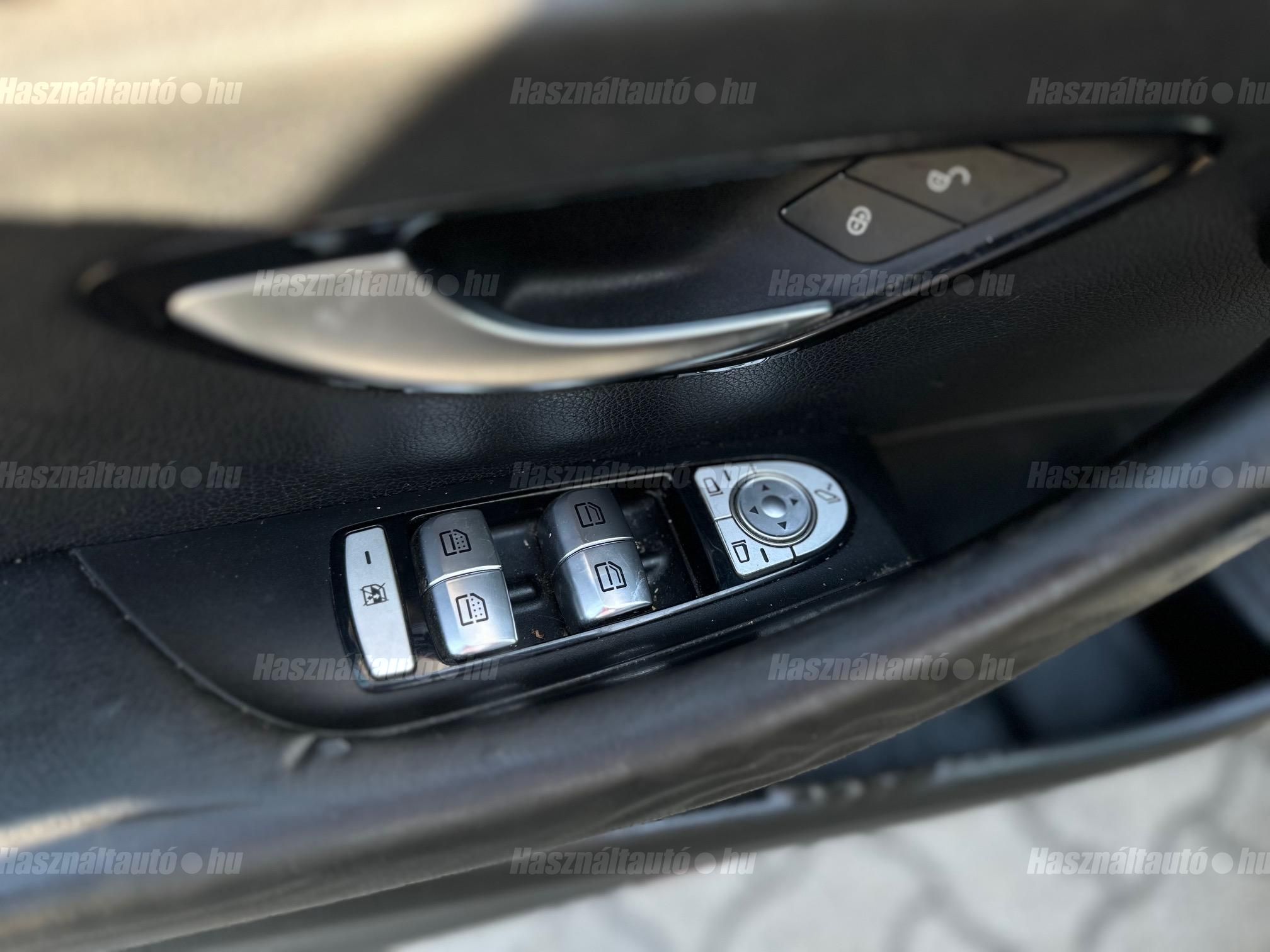 MERCEDES-BENZ E 220 BlueTEC 4Matic T Elegance (Automata)