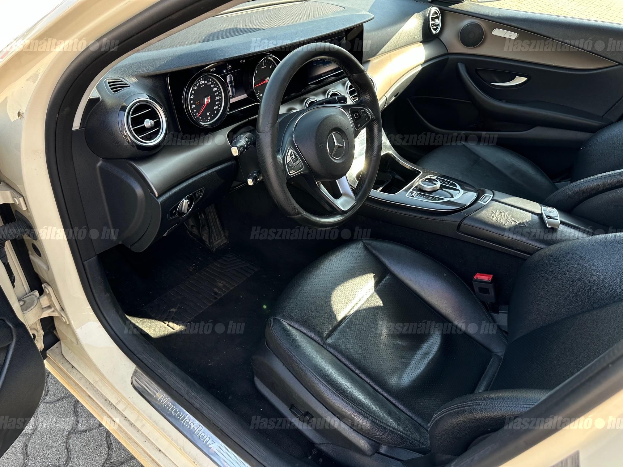 MERCEDES-BENZ E 220 BlueTEC 4Matic T Elegance (Automata)