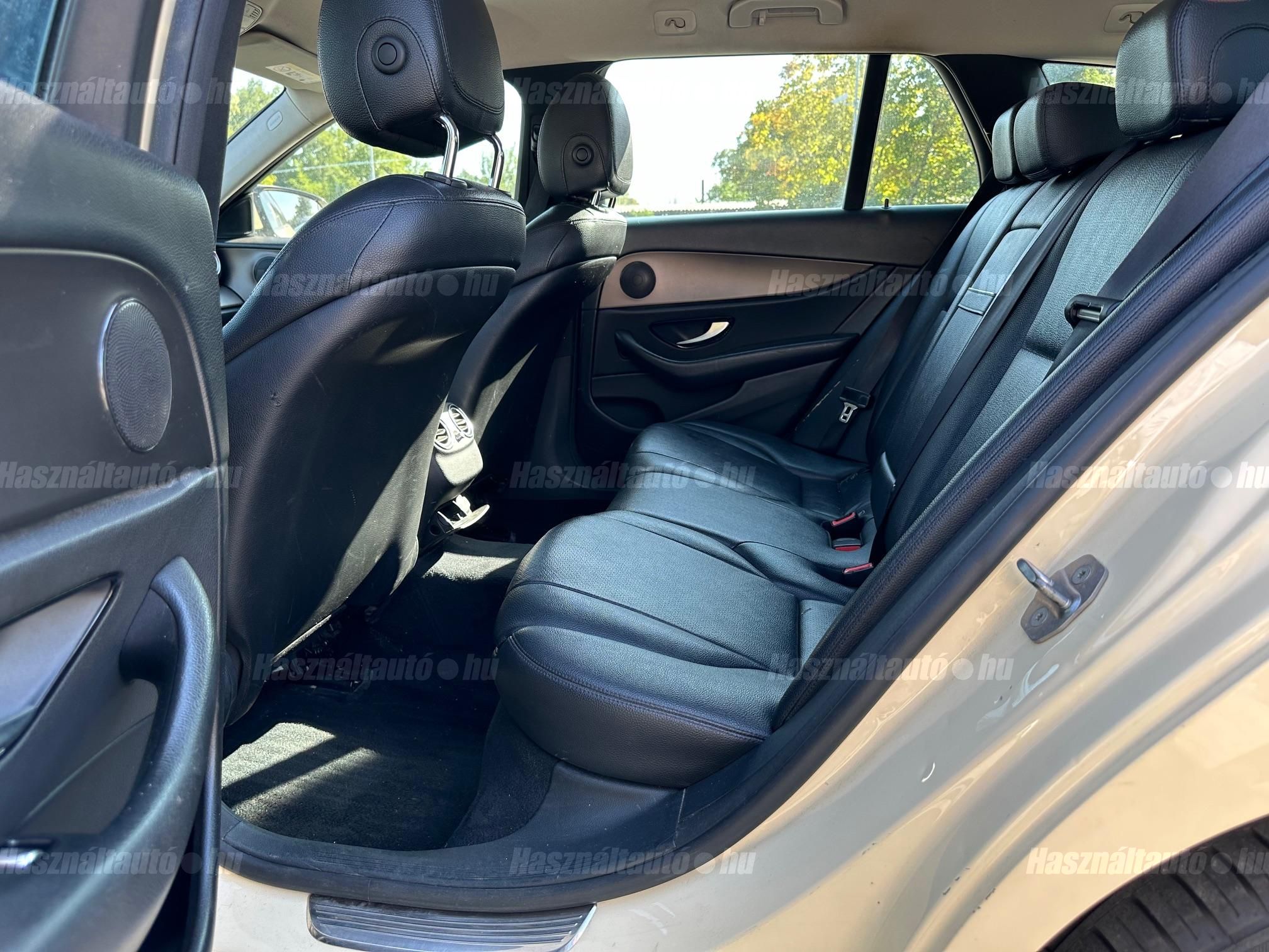 MERCEDES-BENZ E 220 BlueTEC 4Matic T Elegance (Automata)