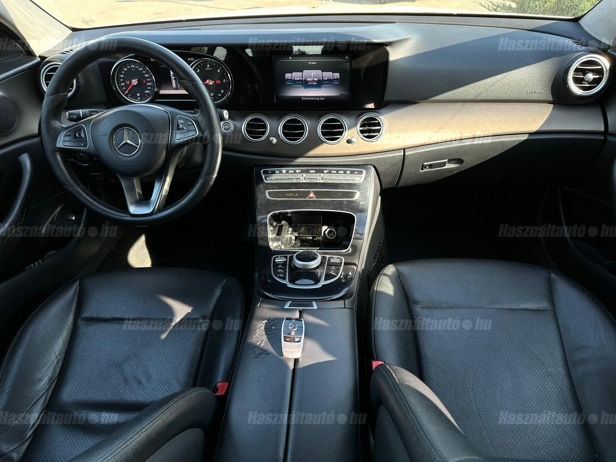 MERCEDES-BENZ E 220 BlueTEC 4Matic T Elegance (Automata)