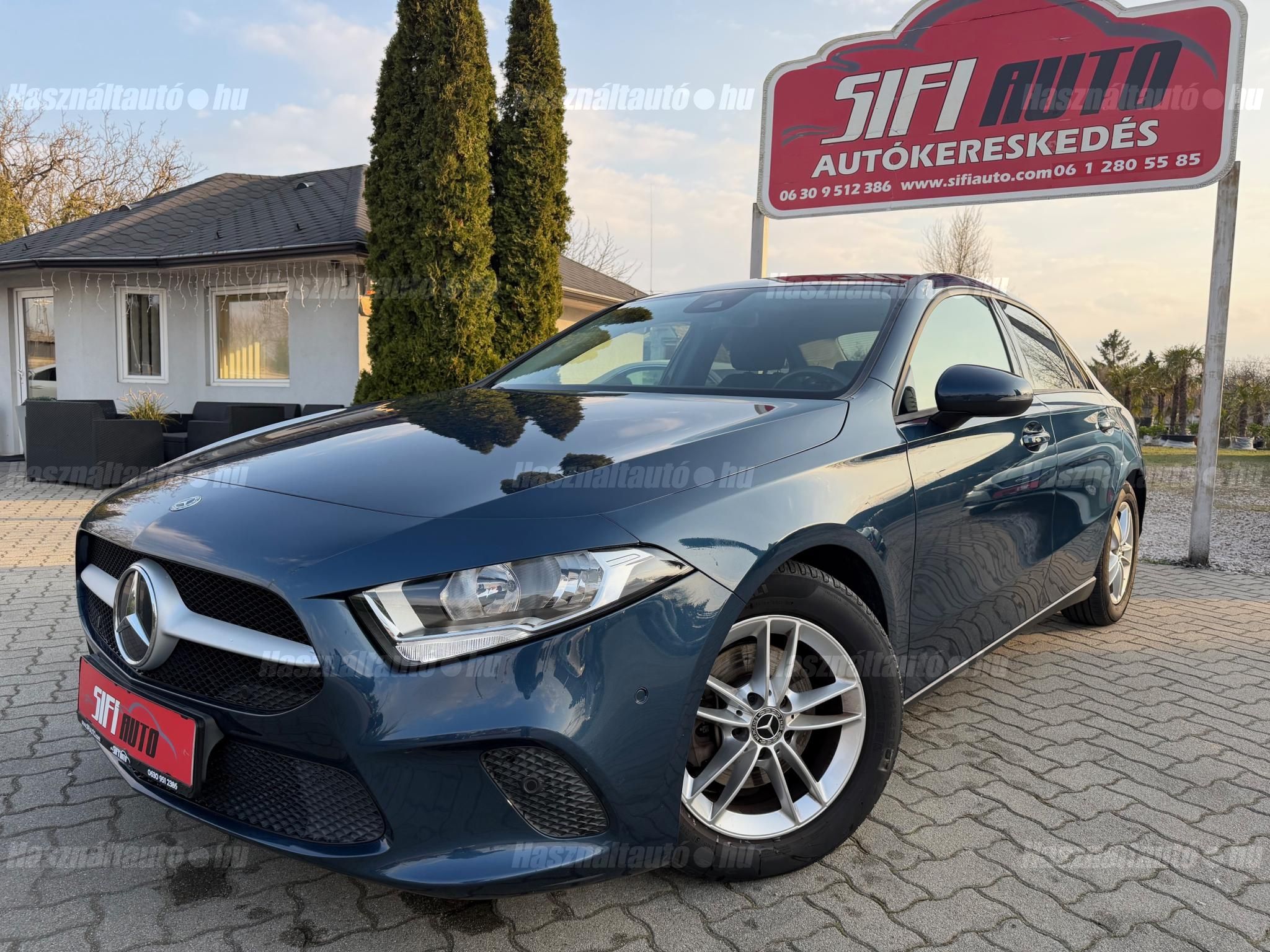 MERCEDES-BENZ A 180 d Style 7G-DCT Limuzin
