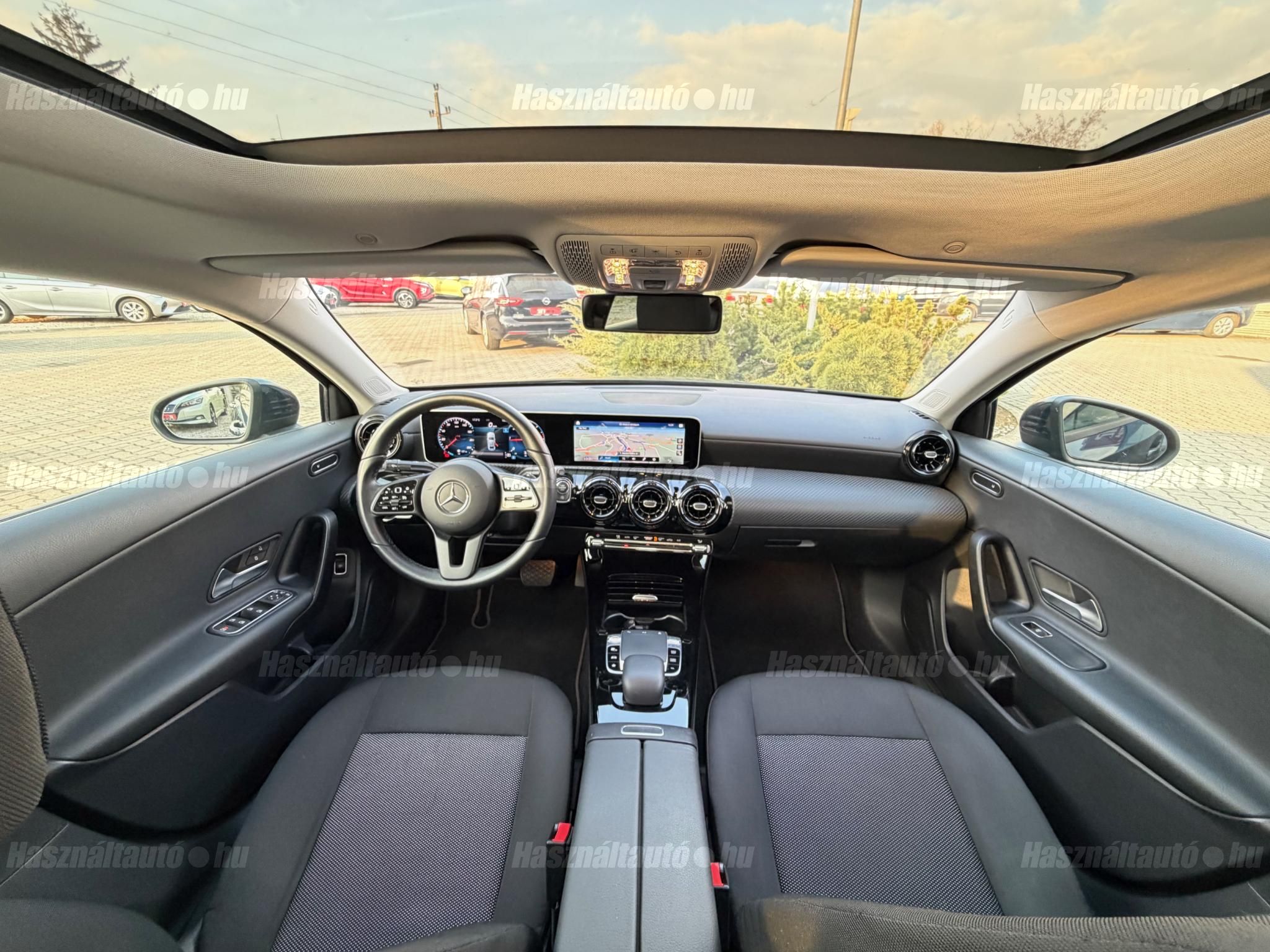 MERCEDES-BENZ A 180 d Style 7G-DCT Limuzin