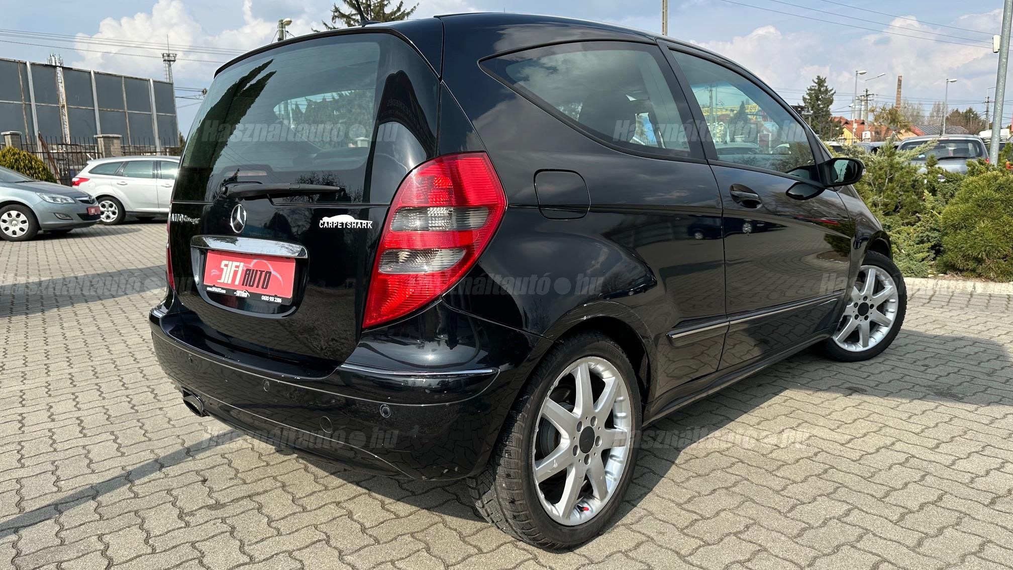 MERCEDES-BENZ A 170 Avantgarde Autotronic