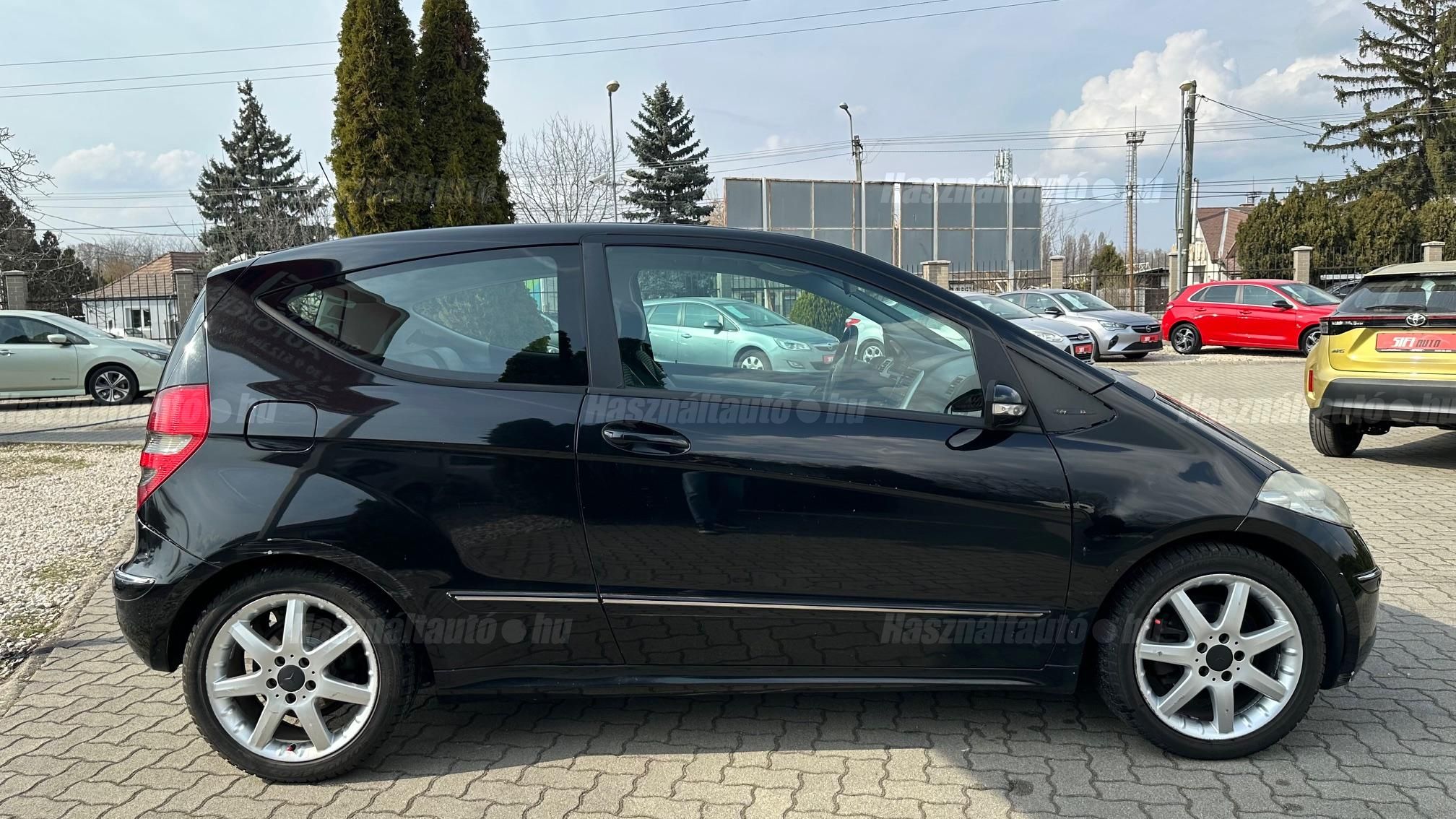 MERCEDES-BENZ A 170 Avantgarde Autotronic