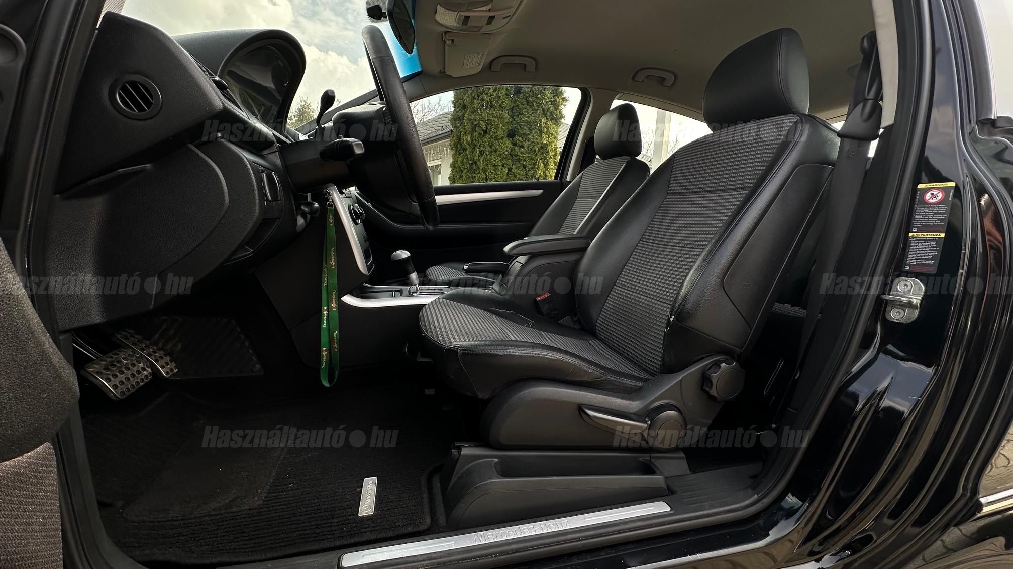 MERCEDES-BENZ A 170 Avantgarde Autotronic