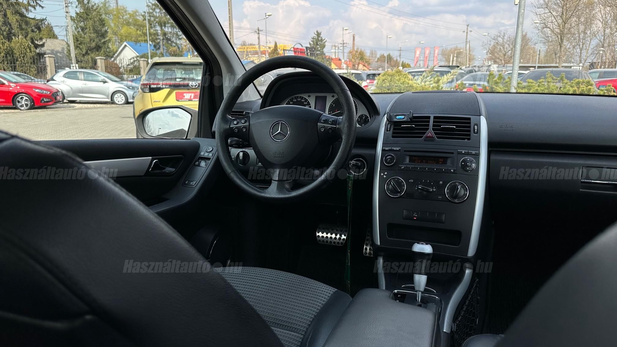 MERCEDES-BENZ A 170 Avantgarde Autotronic