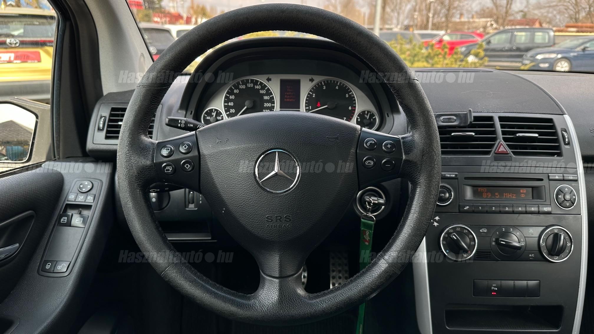 MERCEDES-BENZ A 170 Avantgarde Autotronic