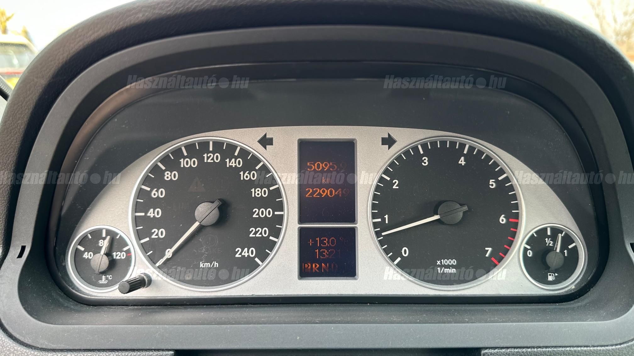 MERCEDES-BENZ A 170 Avantgarde Autotronic
