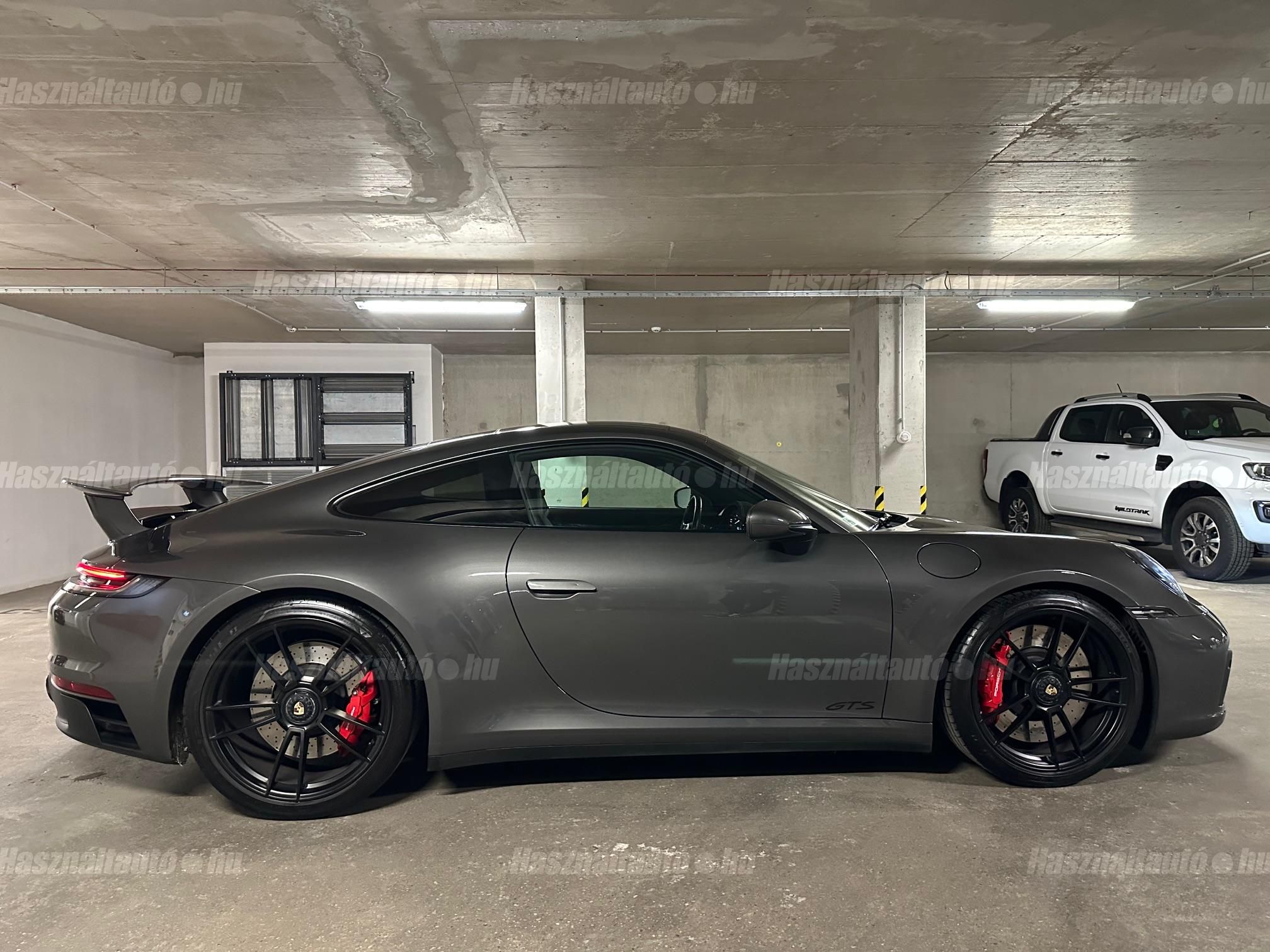PORSCHE 911 Carrera GTS PDK