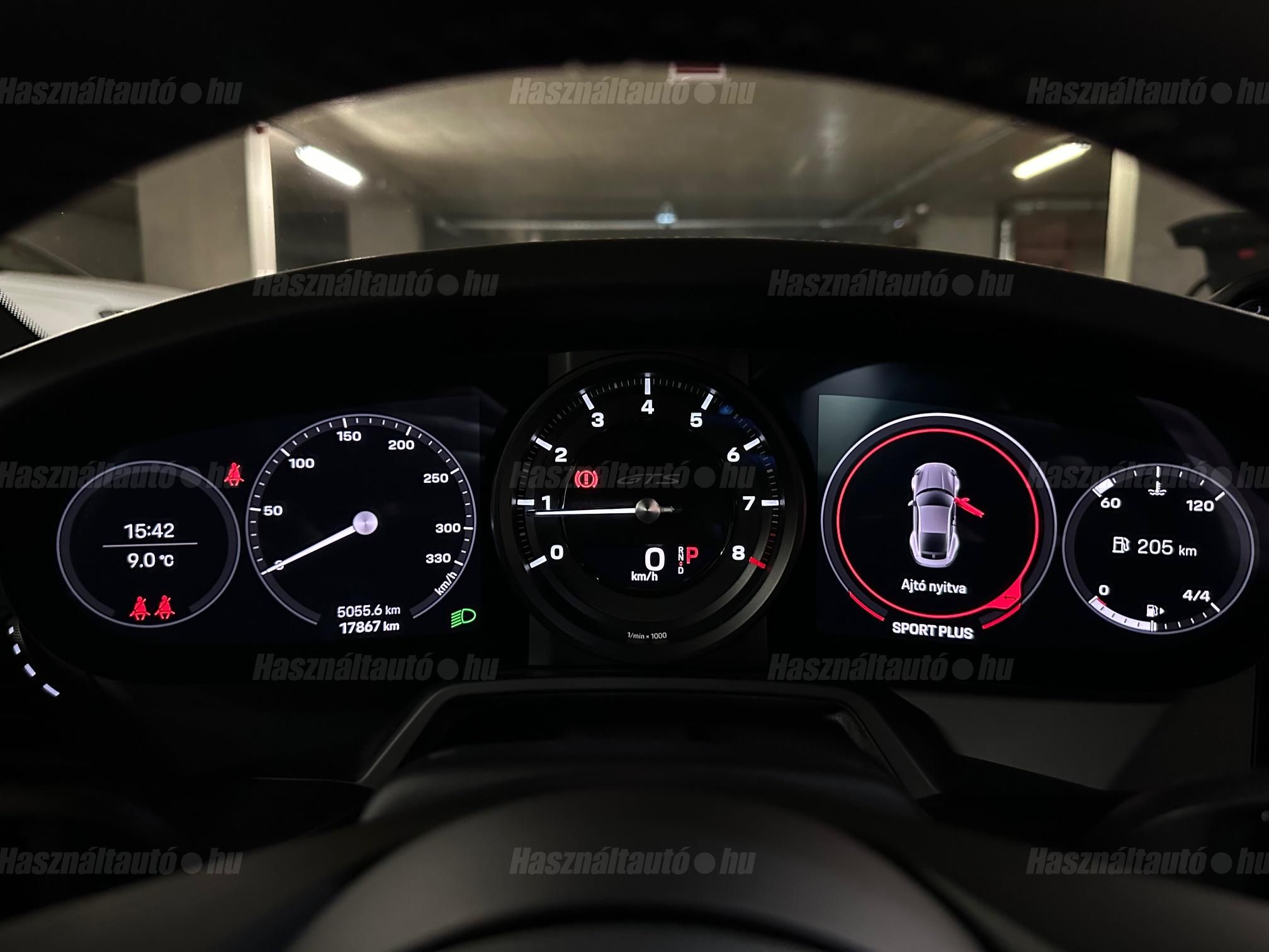 PORSCHE 911 Carrera GTS PDK