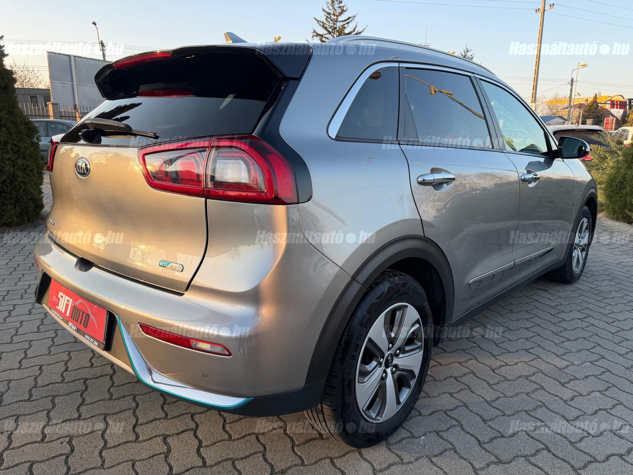 KIA NIRO PHEV 1.6 GDI Launch Edition DCT Plug-In.Hibrid.Bőr.JBL.Tető.2x