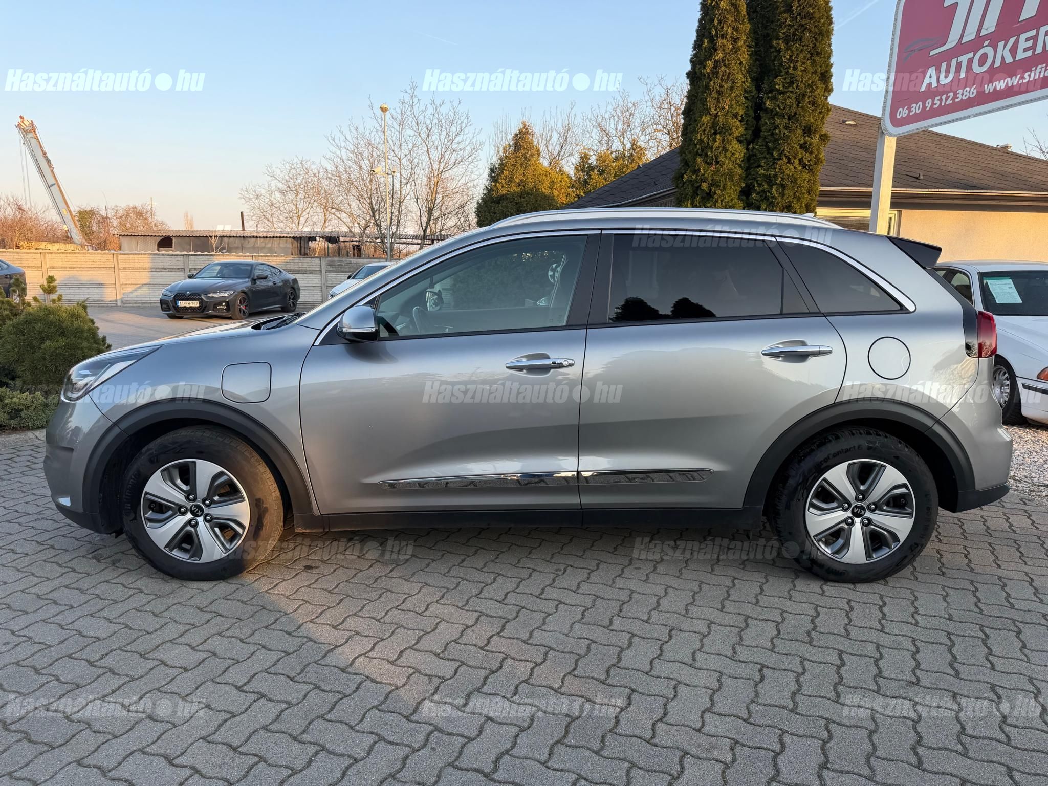 KIA NIRO PHEV 1.6 GDI Launch Edition DCT Plug-In.Hibrid.Bőr.JBL.Tető.2x