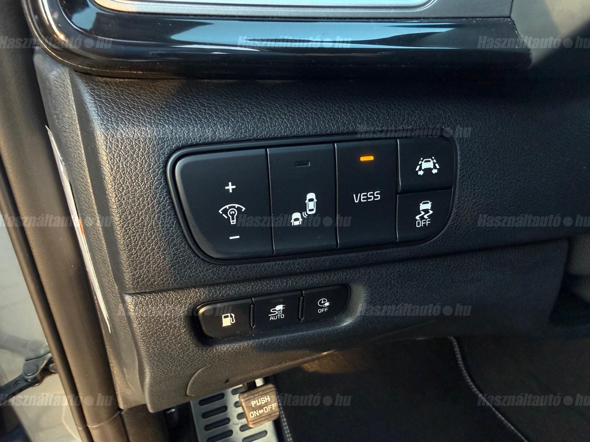 KIA NIRO PHEV 1.6 GDI Launch Edition DCT Plug-In.Hibrid.Bőr.JBL.Tető.2x