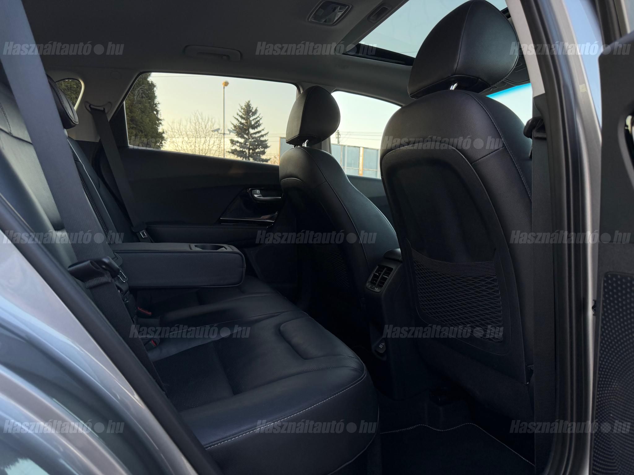 KIA NIRO PHEV 1.6 GDI Launch Edition DCT Plug-In.Hibrid.Bőr.JBL.Tető.2x